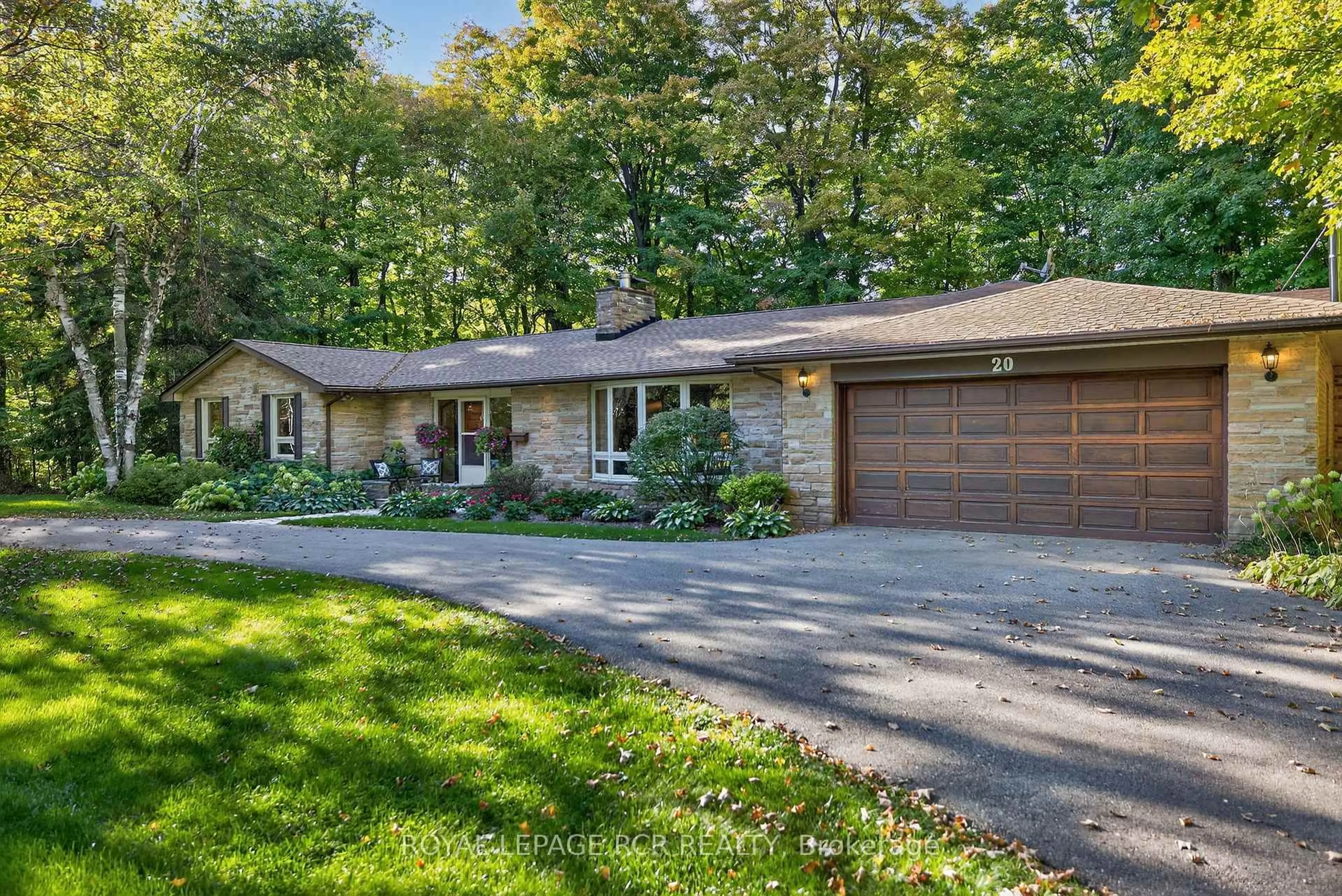Home with brick exterior material, street for 20 Caledon Mountain Dr, Caledon Ontario L7K 0G1
