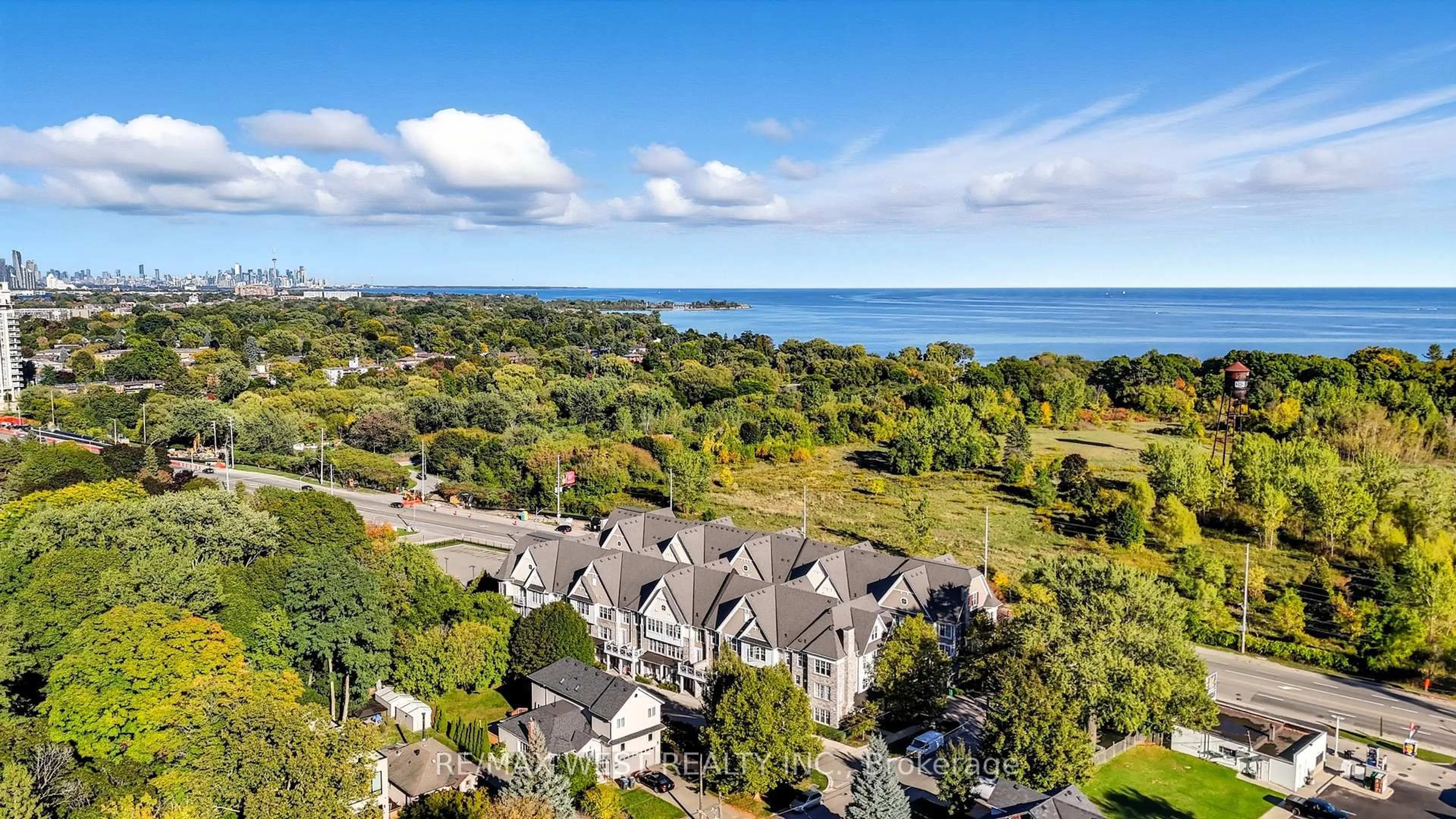 A pic from outside/outdoor area/front of a property/back of a property/a pic from drone, water/lake/river/ocean view for 1011 Deta Rd #703, Mississauga Ontario L5E 0A2