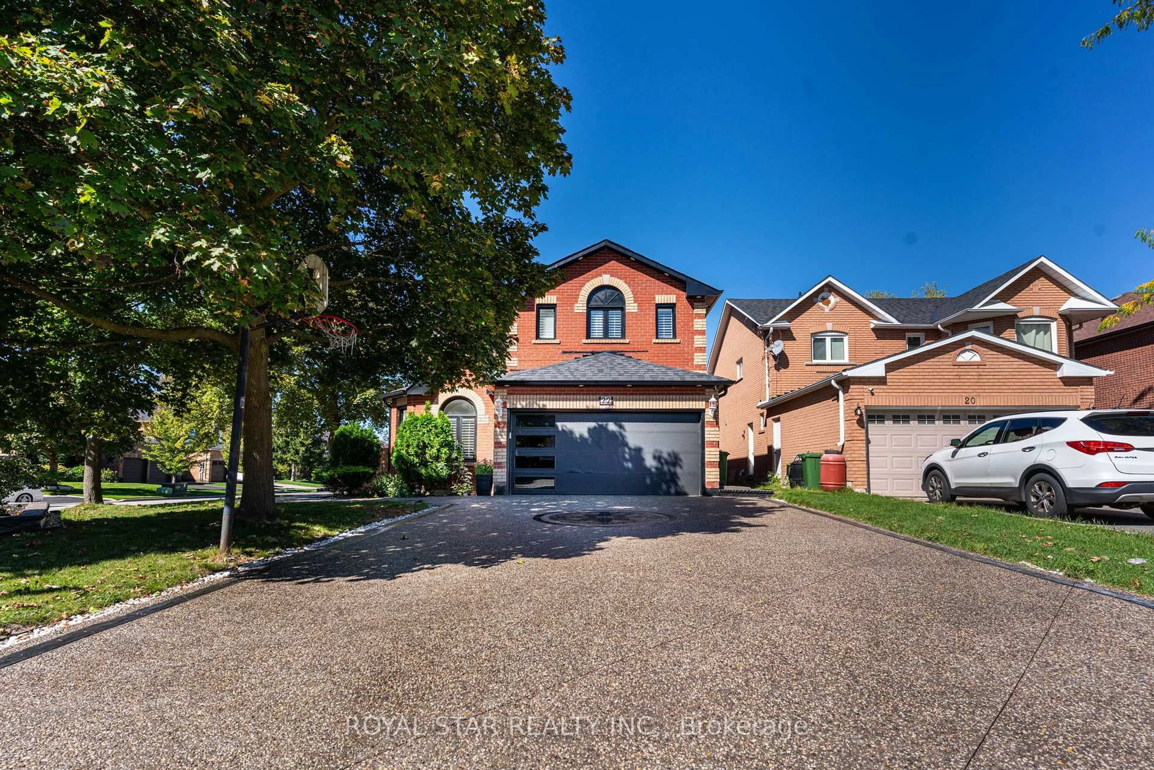 Home with brick exterior material, street for 22 Livingston Dr, Caledon Ontario L7C 1A1