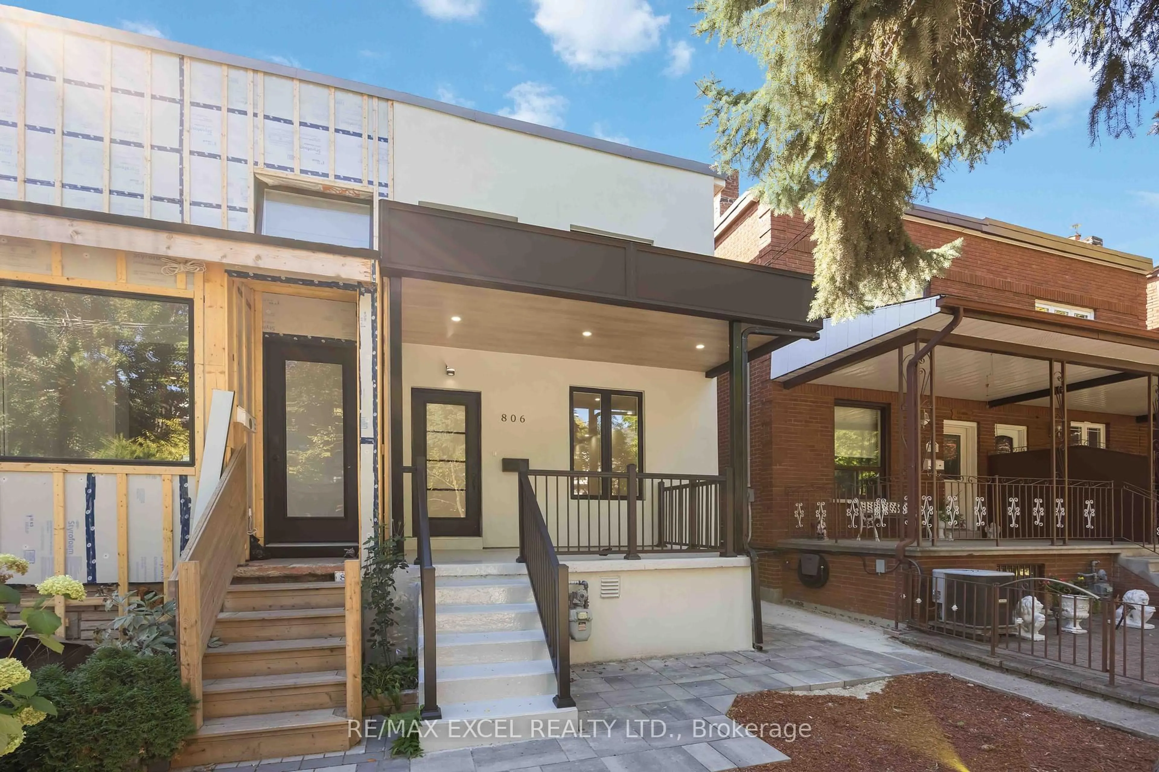Home with brick exterior material, street for 806 Gladstone Ave, Toronto Ontario M6H 3J6