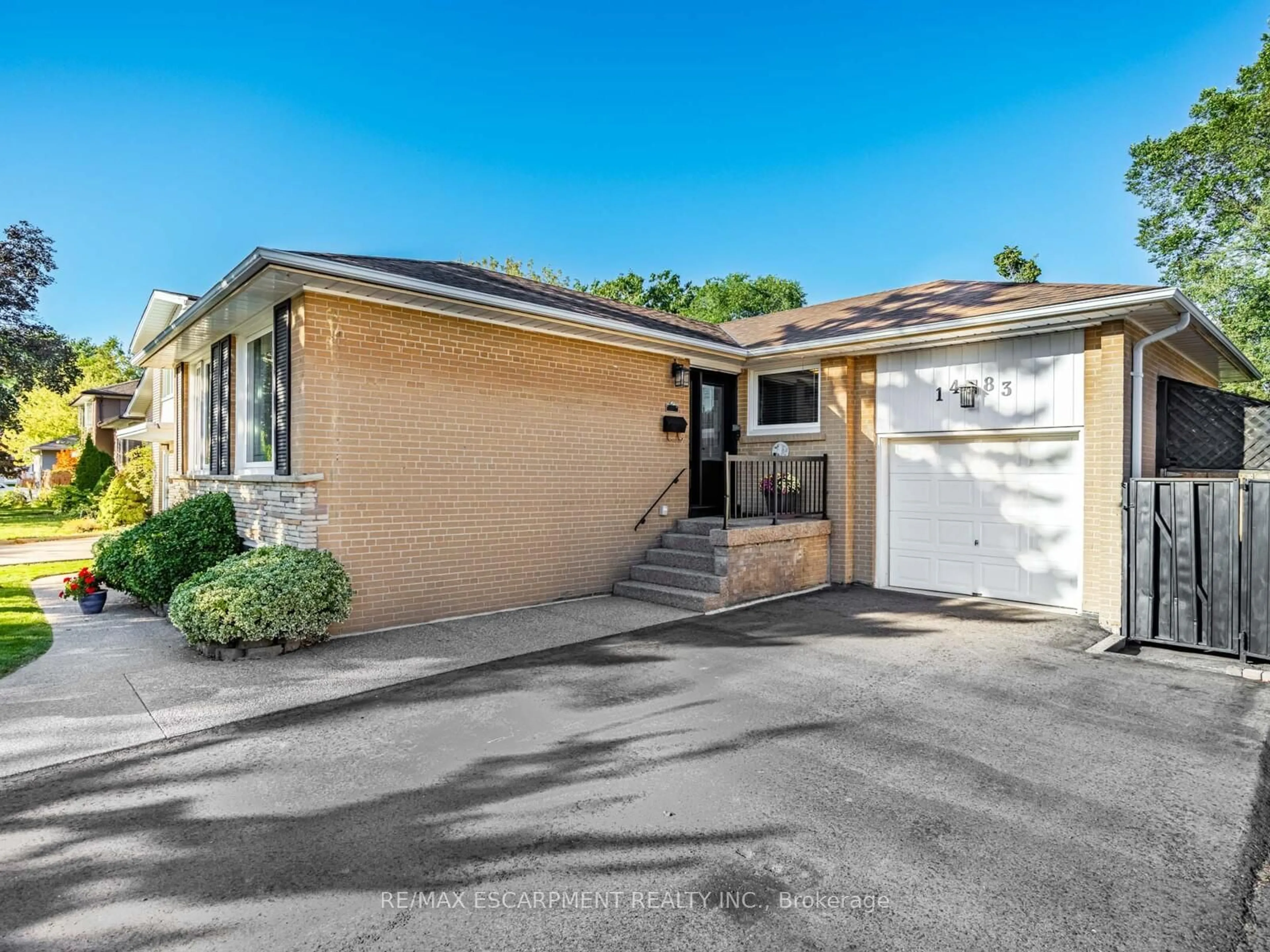 Unknown for 1483 Karenza Rd, Mississauga Ontario L5J 3W3