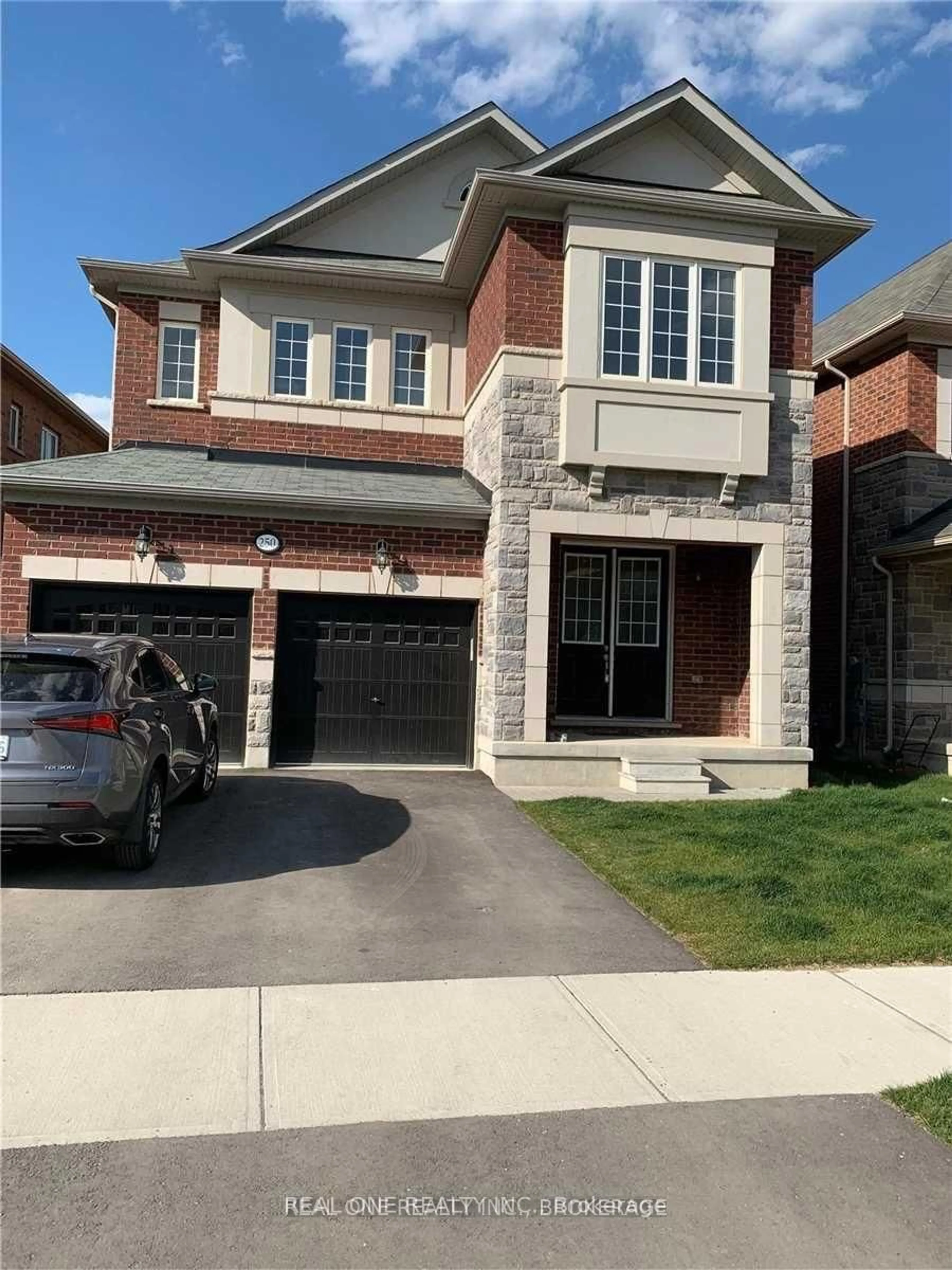 Home with brick exterior material, street for 250 Niagara Tr, Halton Hills Ontario L7G 0A7