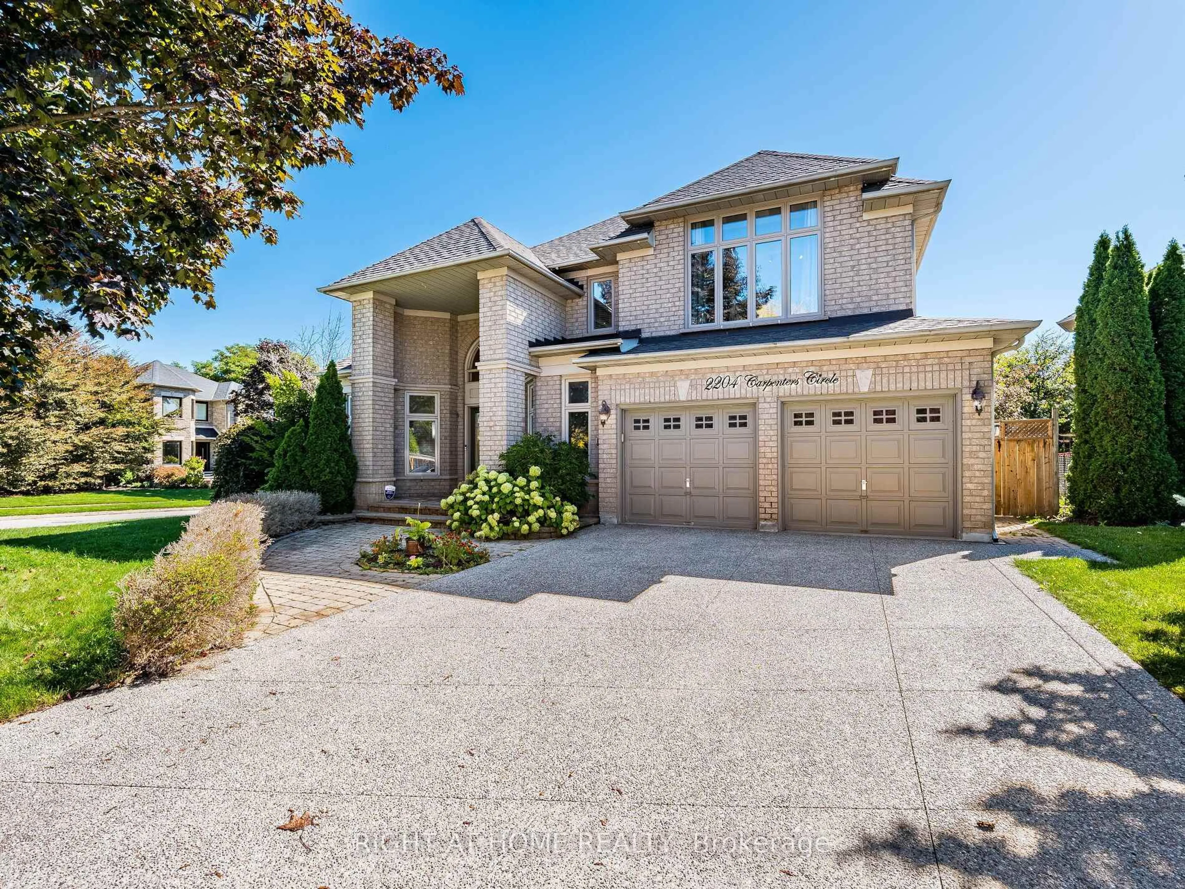 Home with brick exterior material, street for 2204 Carpenters Circ, Oakville Ontario L6M 3C7