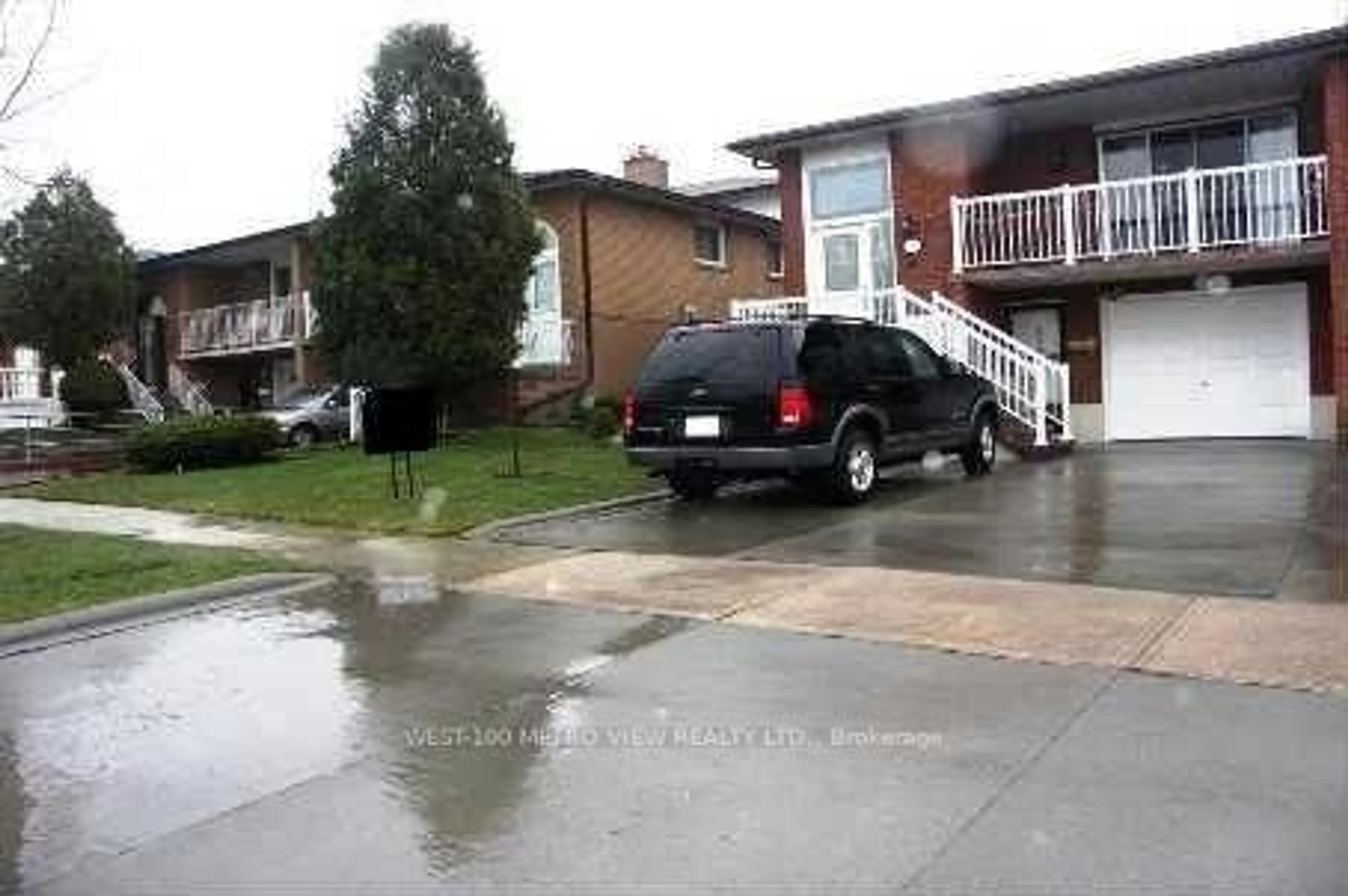 Unknown for 3948 Midhurst Lane, Mississauga Ontario L4Z 1C7