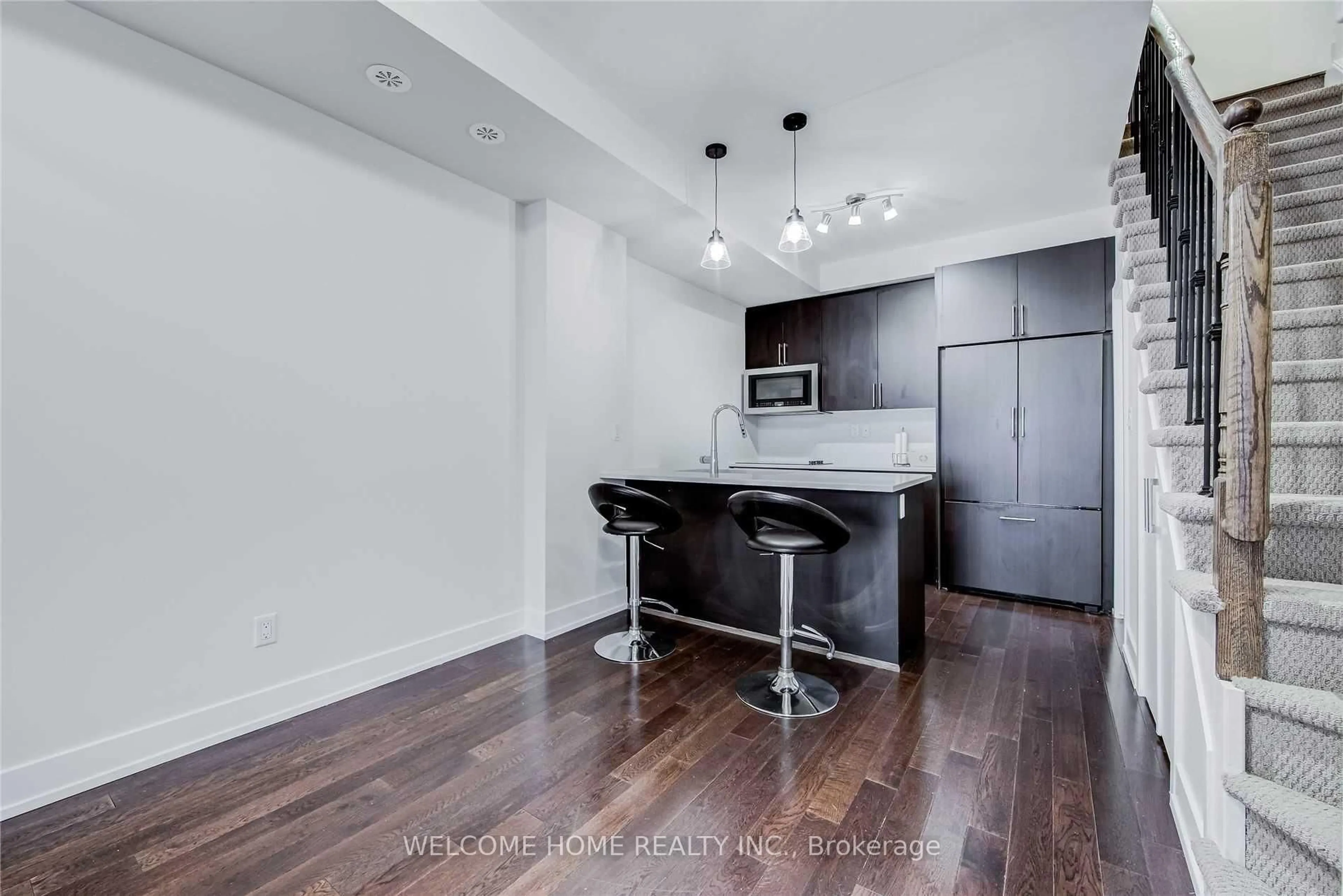 Open concept kitchen, unknown for 220 Brandon Ave #55, Toronto Ontario M6H 0C5