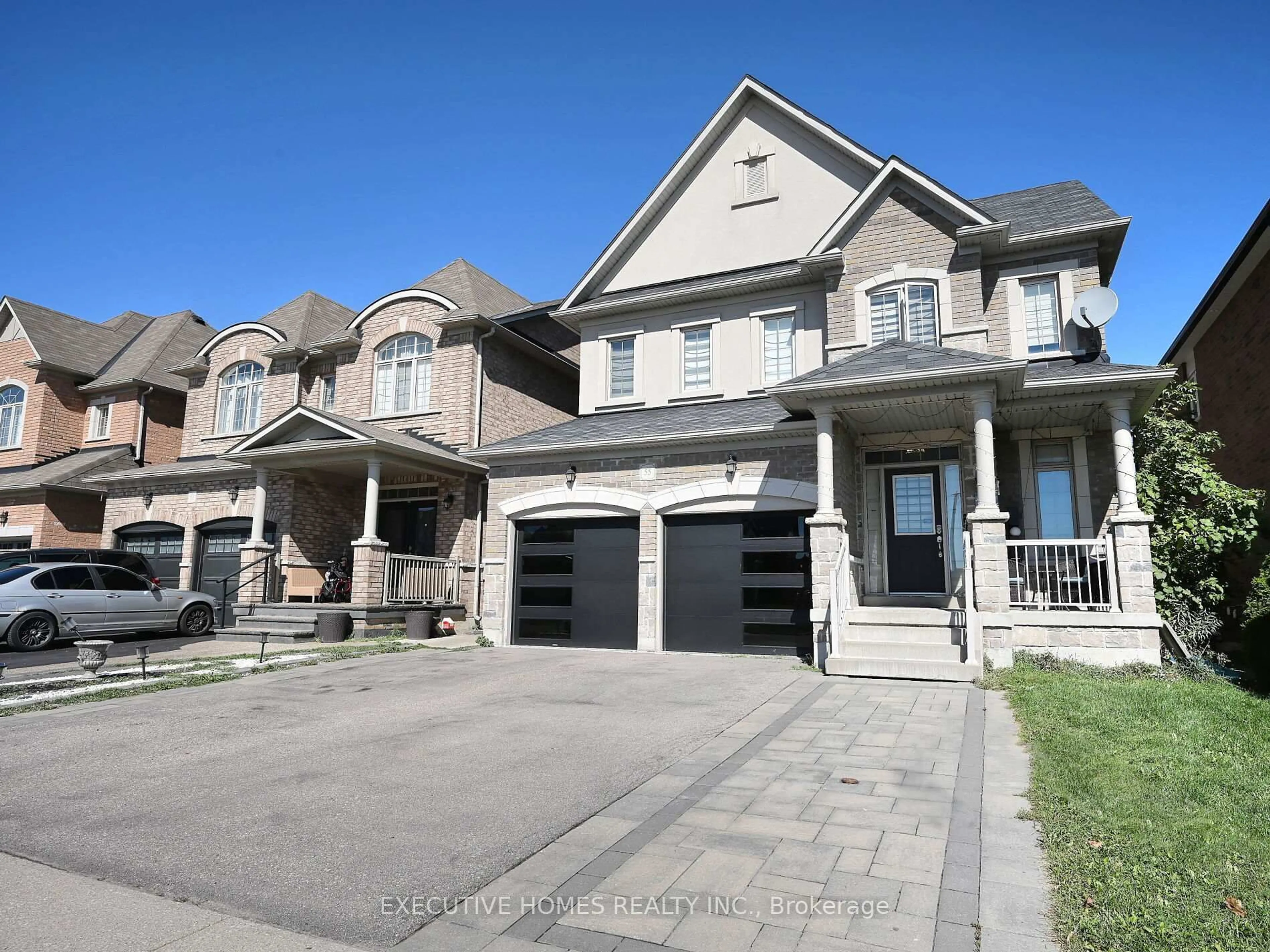 Home with brick exterior material, street for 55 Apple Valley Way, Brampton Ontario L5P 3R5