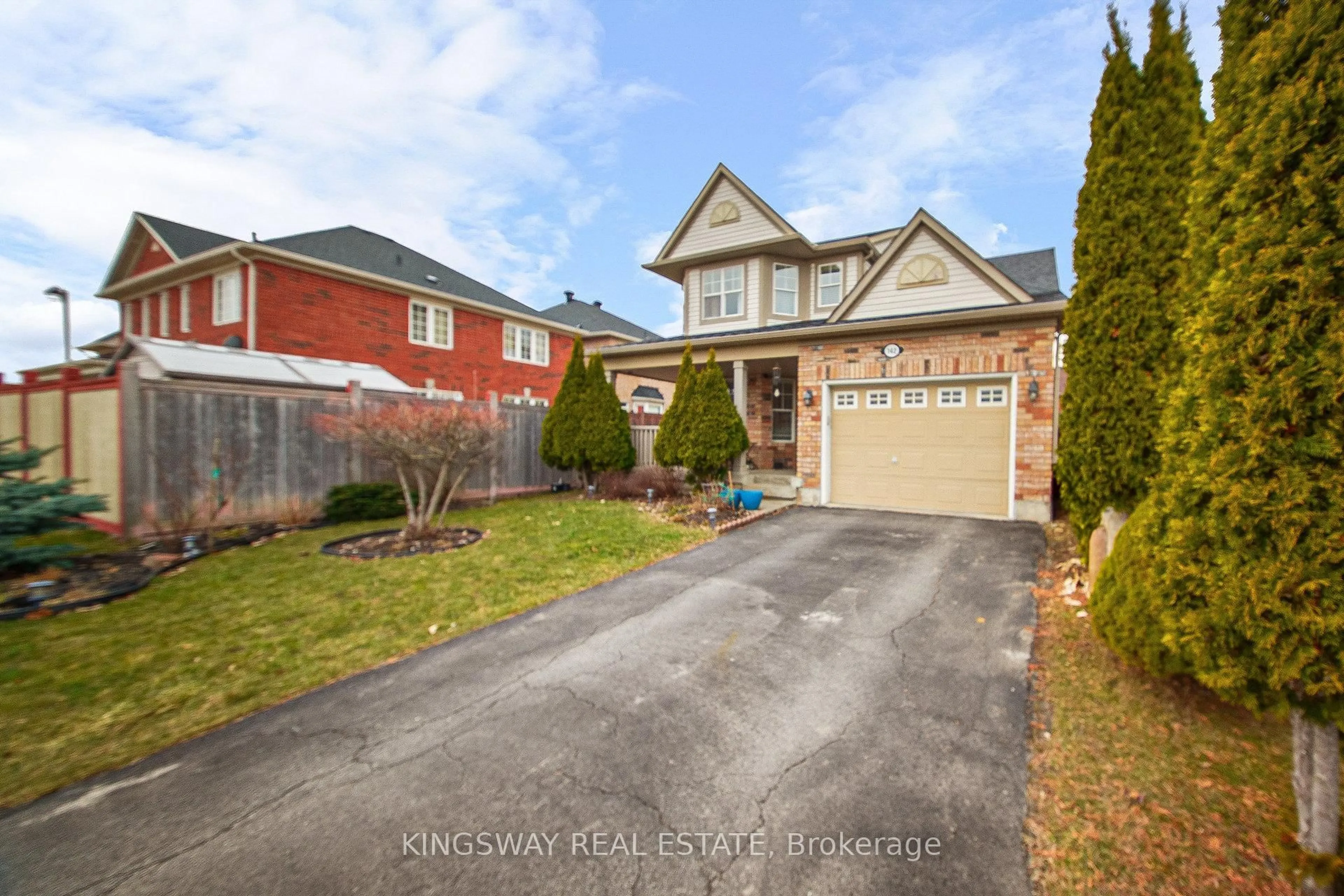 Home with brick exterior material, street for 142 Valleyway Dr, Brampton Ontario L6X 0N3
