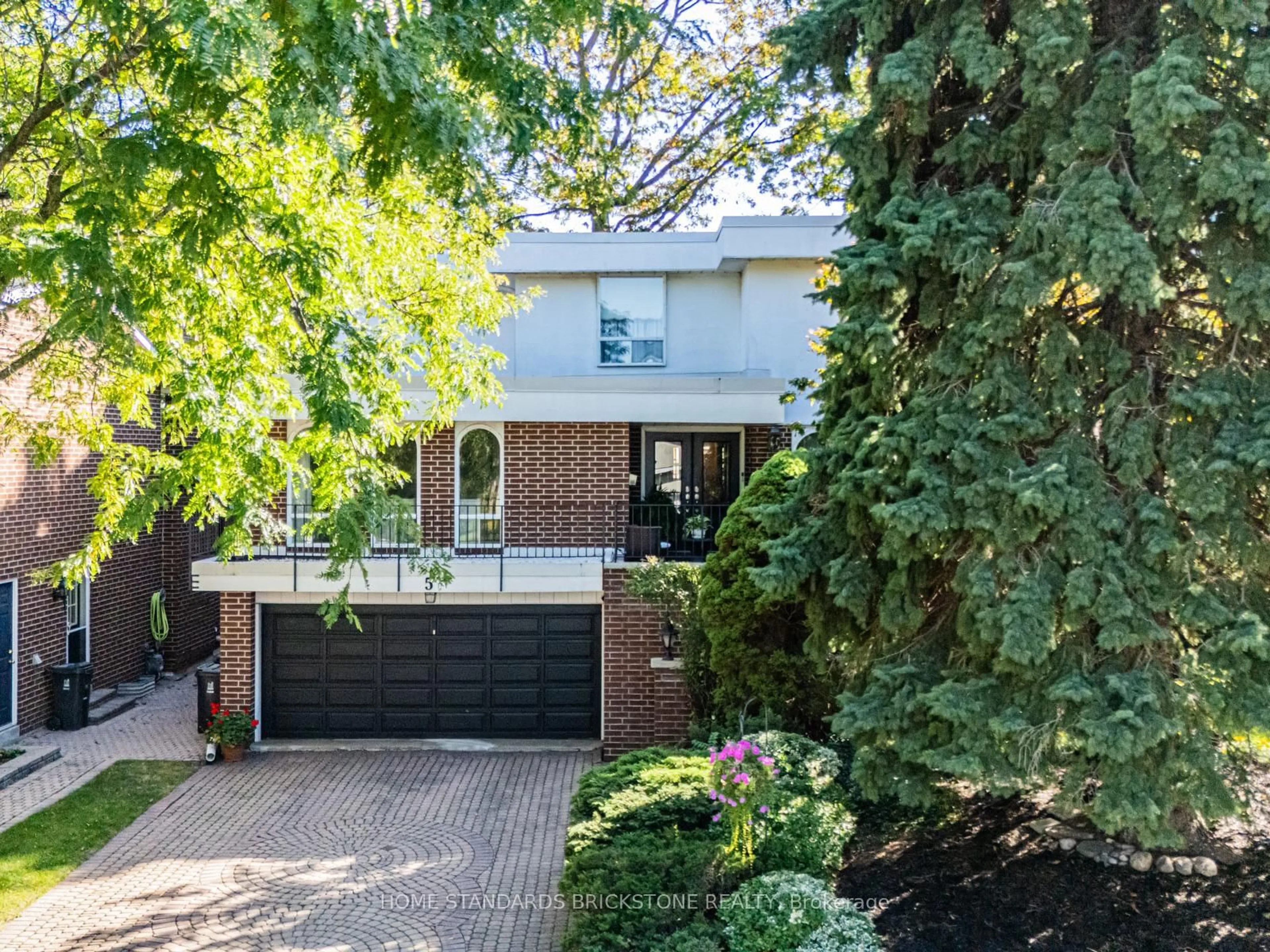 Home with brick exterior material, street for 5 POPLAR HEIGHTS Dr, Toronto Ontario M9A 5A1