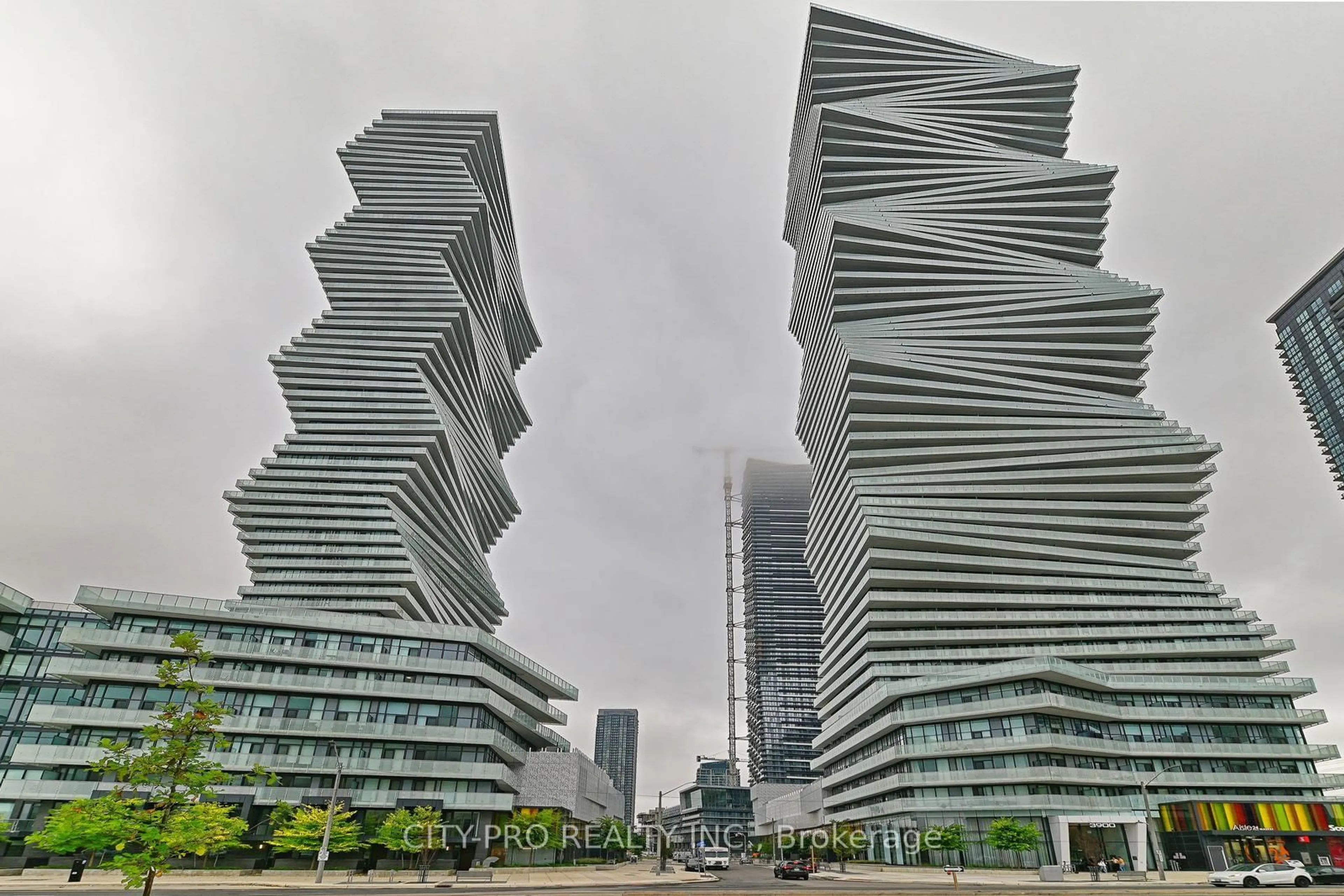 Unknown for 3900 Confederation Pkwy #410, Mississauga Ontario L5B 0M3