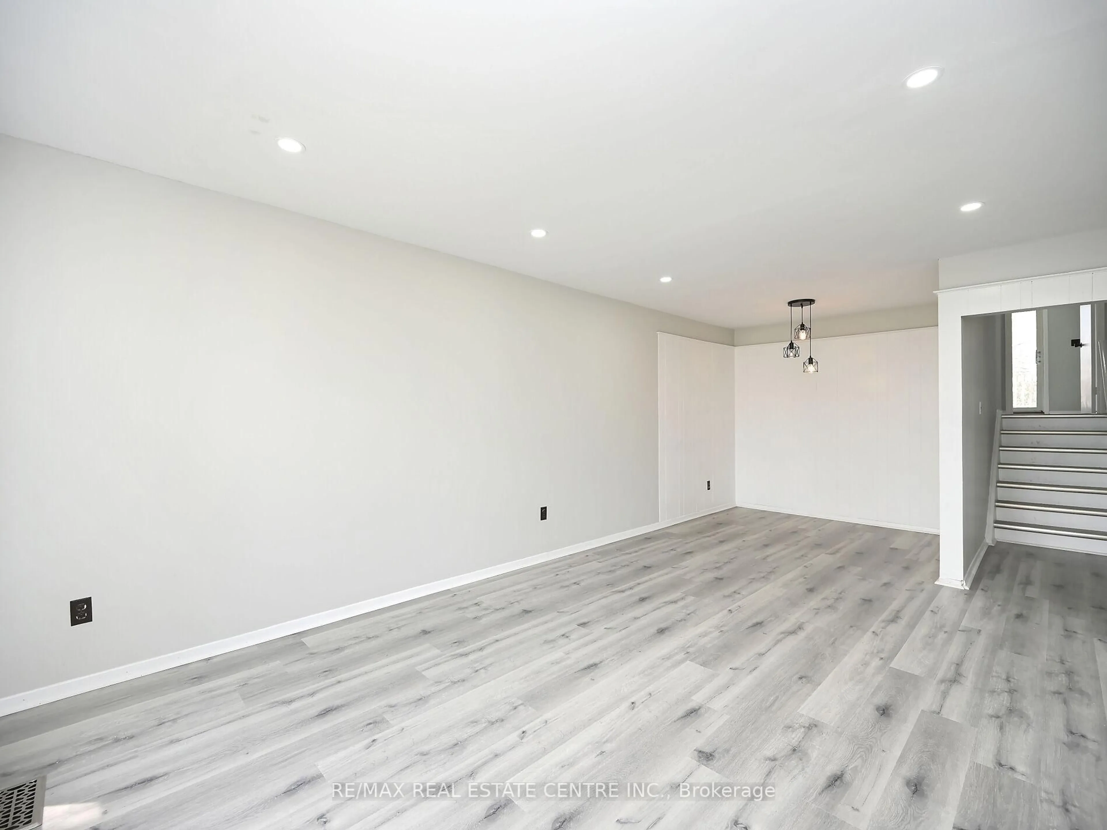A pic of a room for 34 windermere Crt, Brampton Ontario L6X 2L6