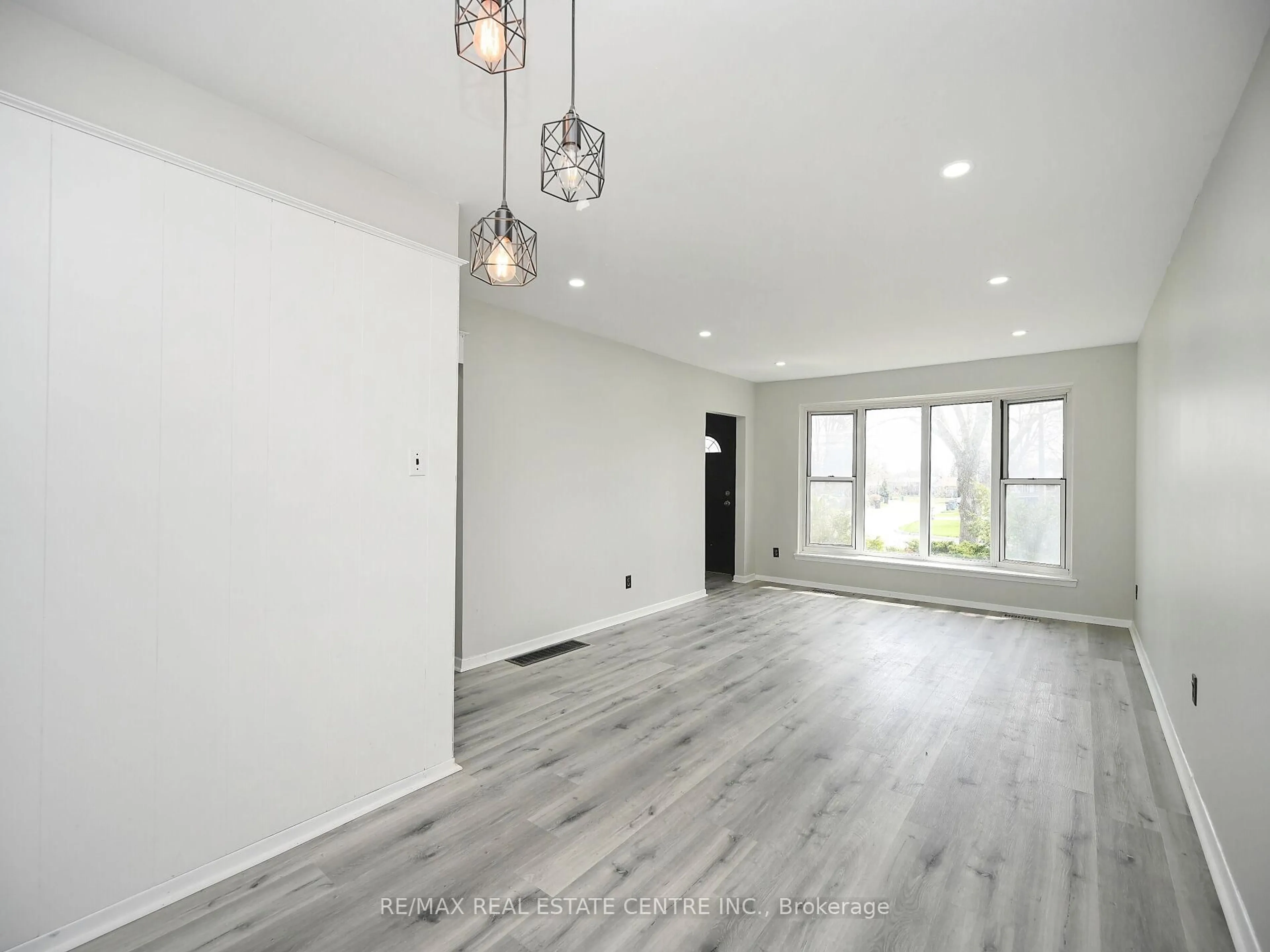 A pic of a room for 34 windermere Crt, Brampton Ontario L6X 2L6