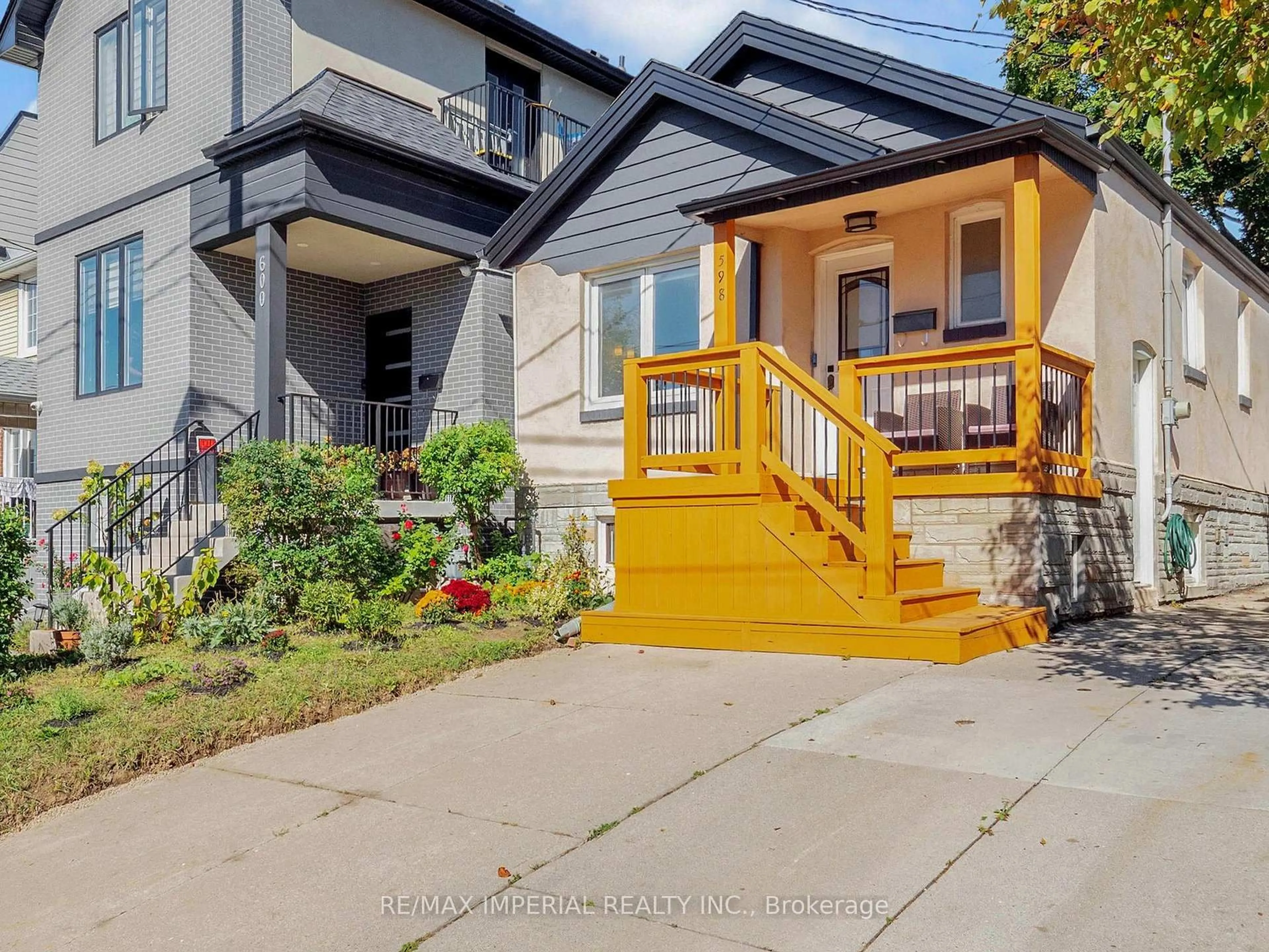 Unknown for 598 Ridelle Ave, Toronto Ontario M6B 1K9