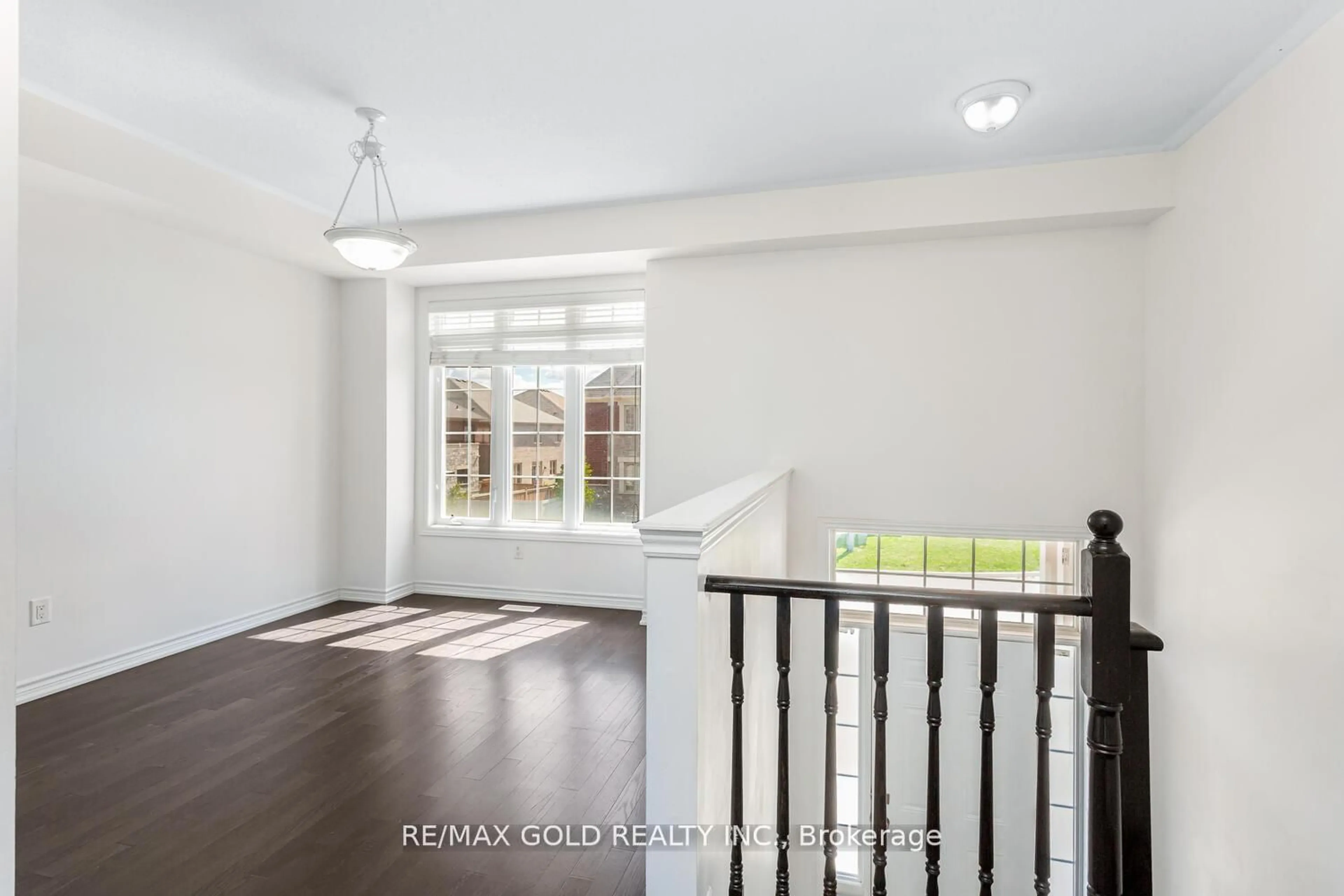 Indoor entryway for 68 Agava St, Brampton Ontario L9W 5B7