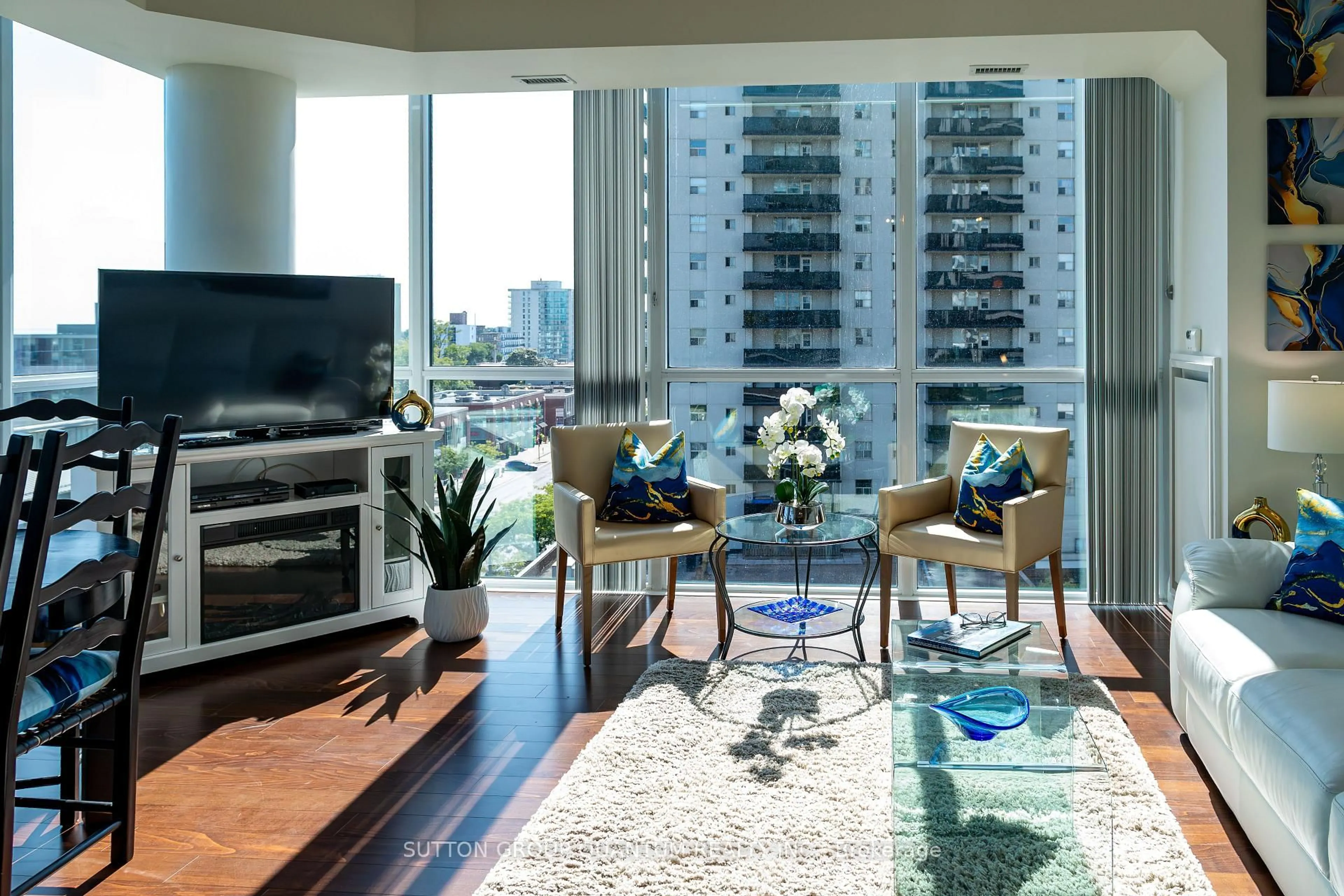 Living room with furniture, unknown for 1 Hurontario St #602, Mississauga Ontario L5G 0A3
