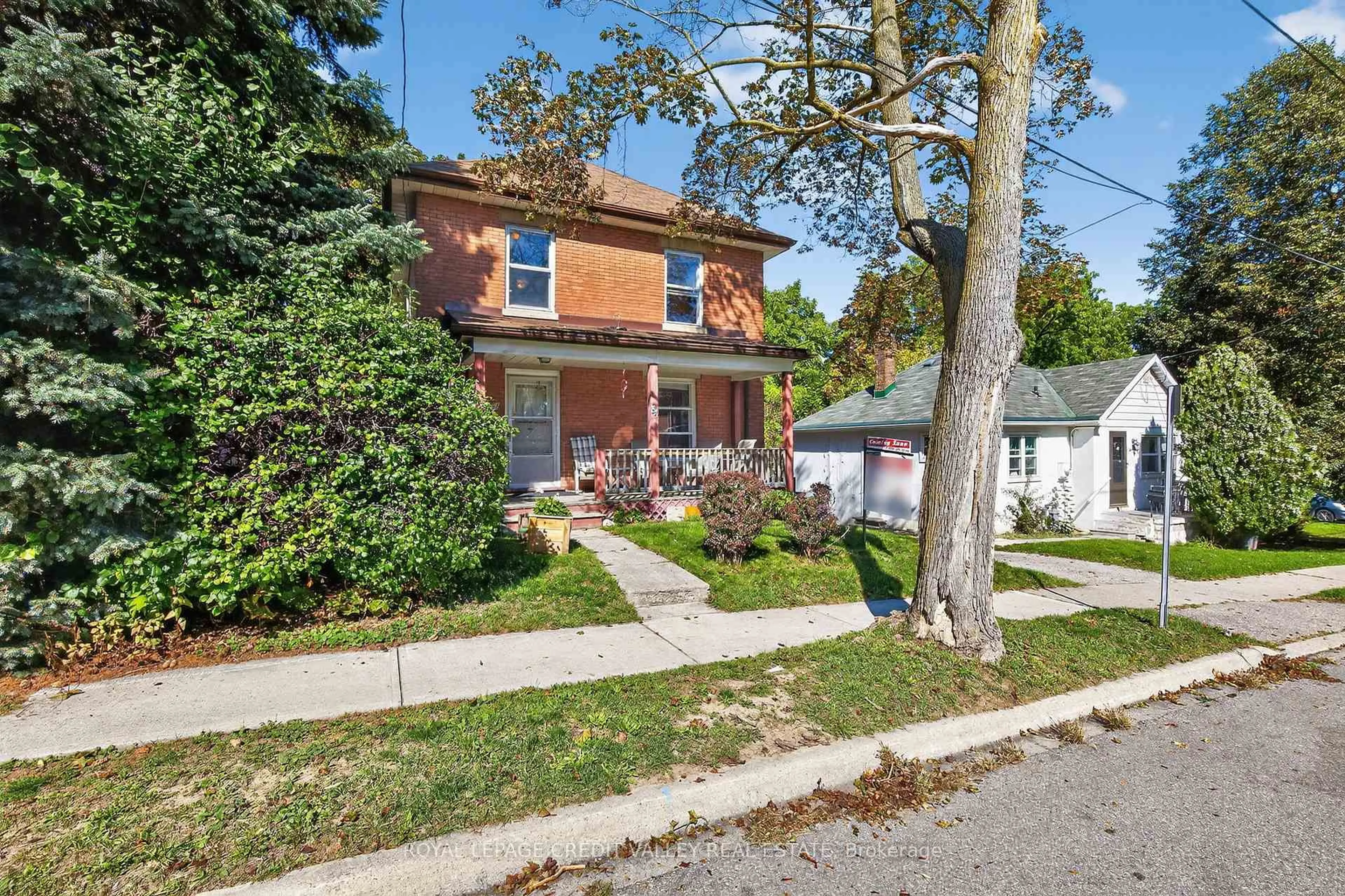Home with brick exterior material, street for 34 Joseph St, Brampton Ontario L6X 1H6