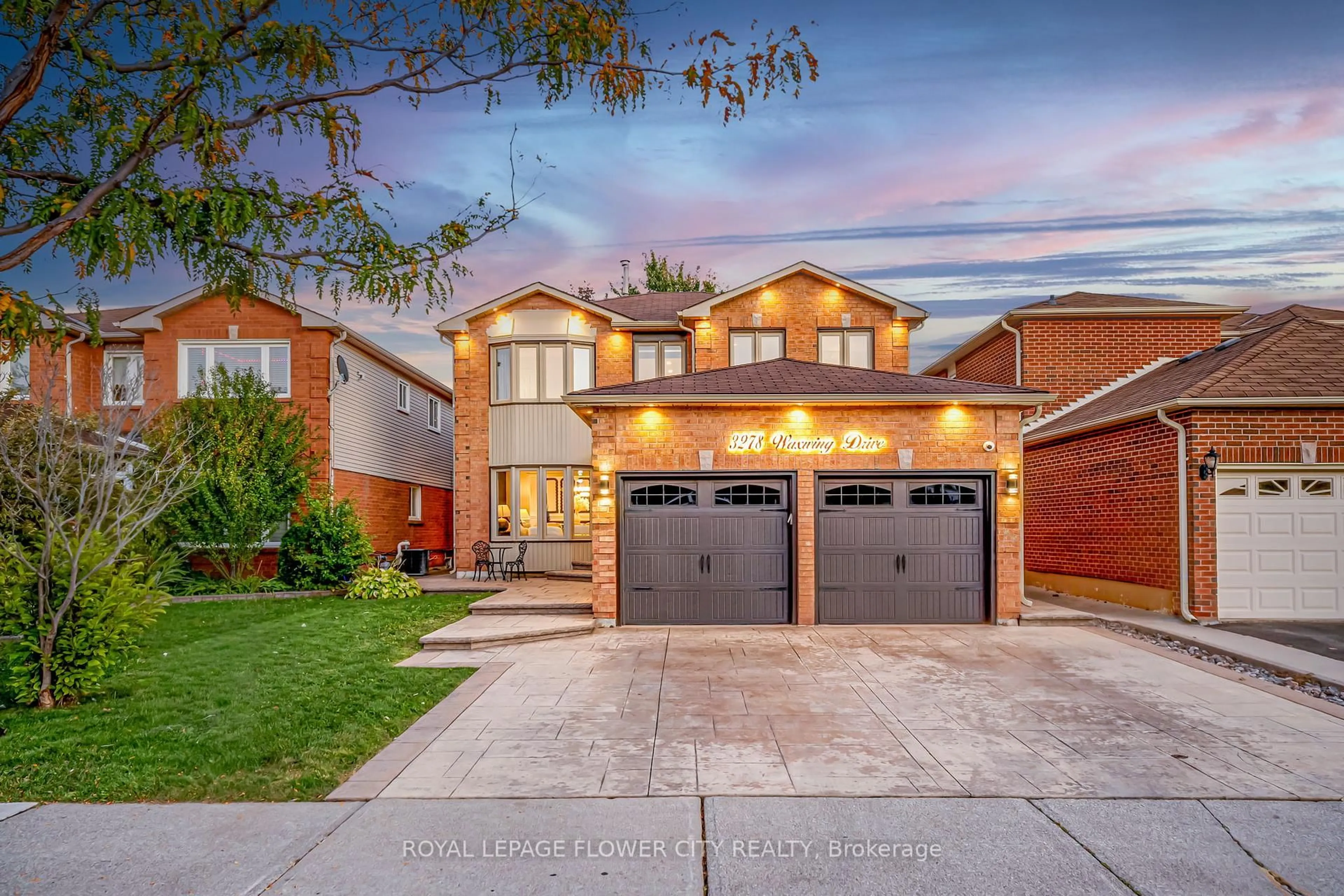 Home with brick exterior material, street for 3278 Waxwing Dr, Mississauga Ontario L5N 5X9