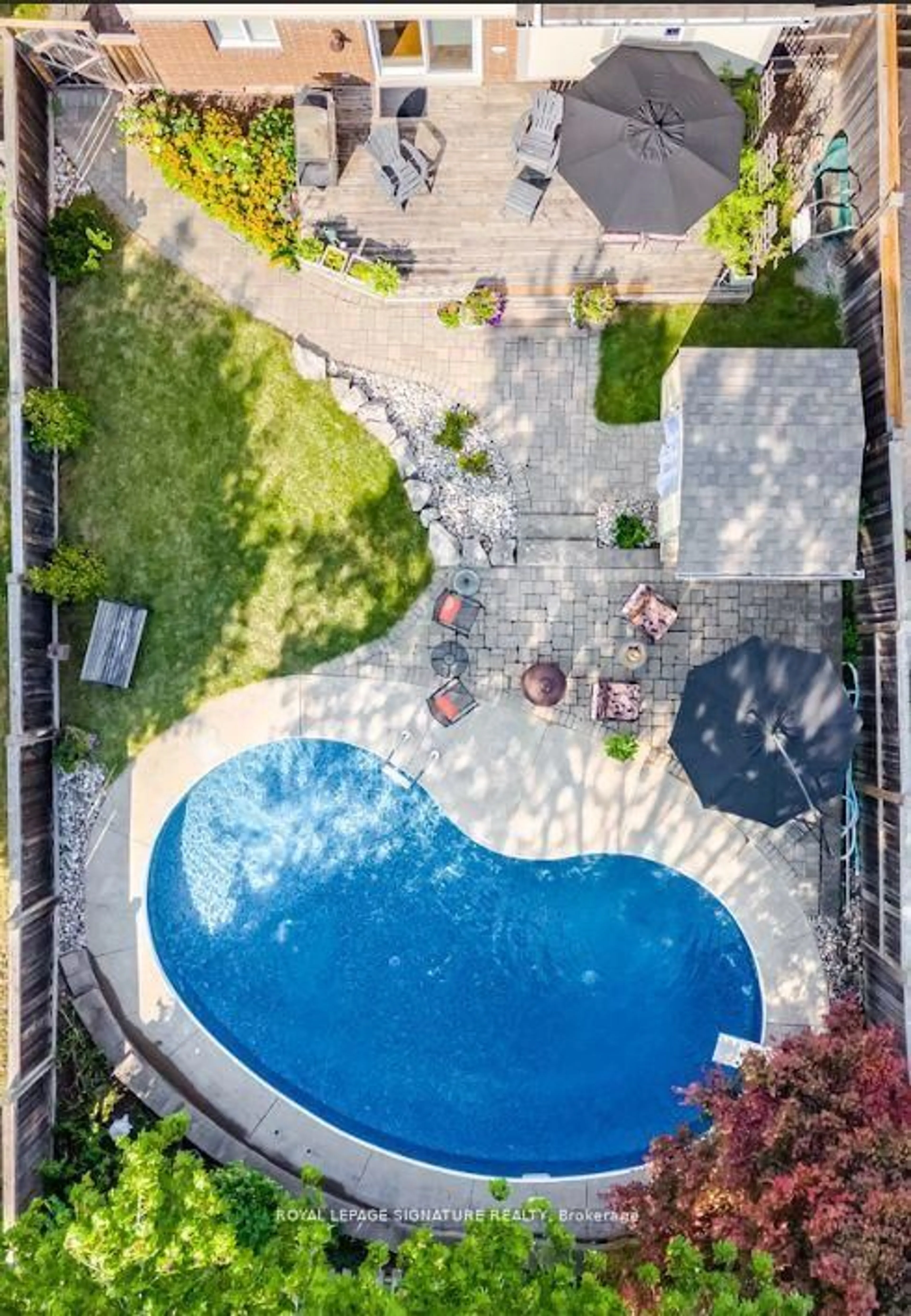Pool for 4204 Wheelwright Cres, Mississauga Ontario L5L 2X6