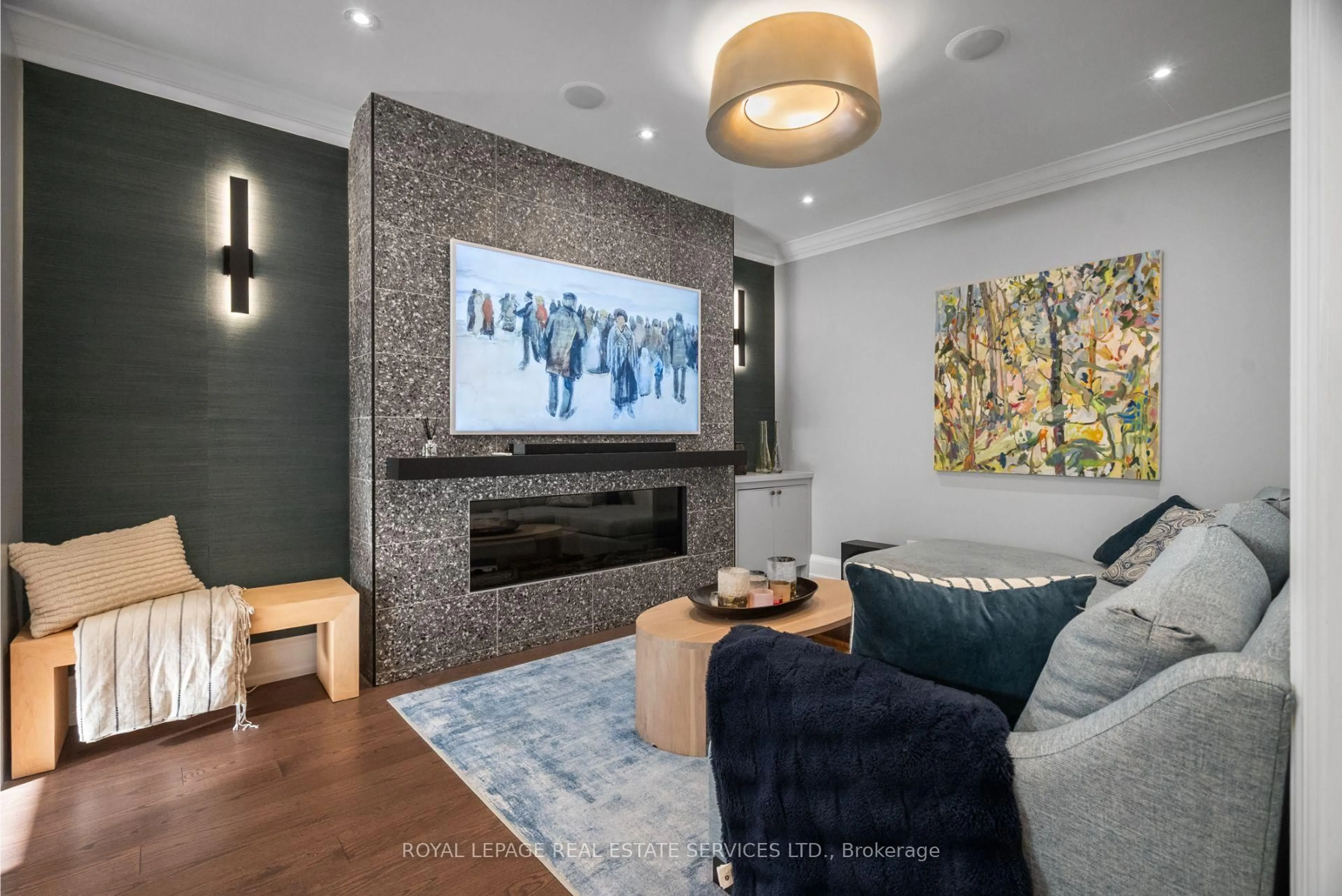 Home theater for 132 Strath Ave, Toronto Ontario M8X 1R5