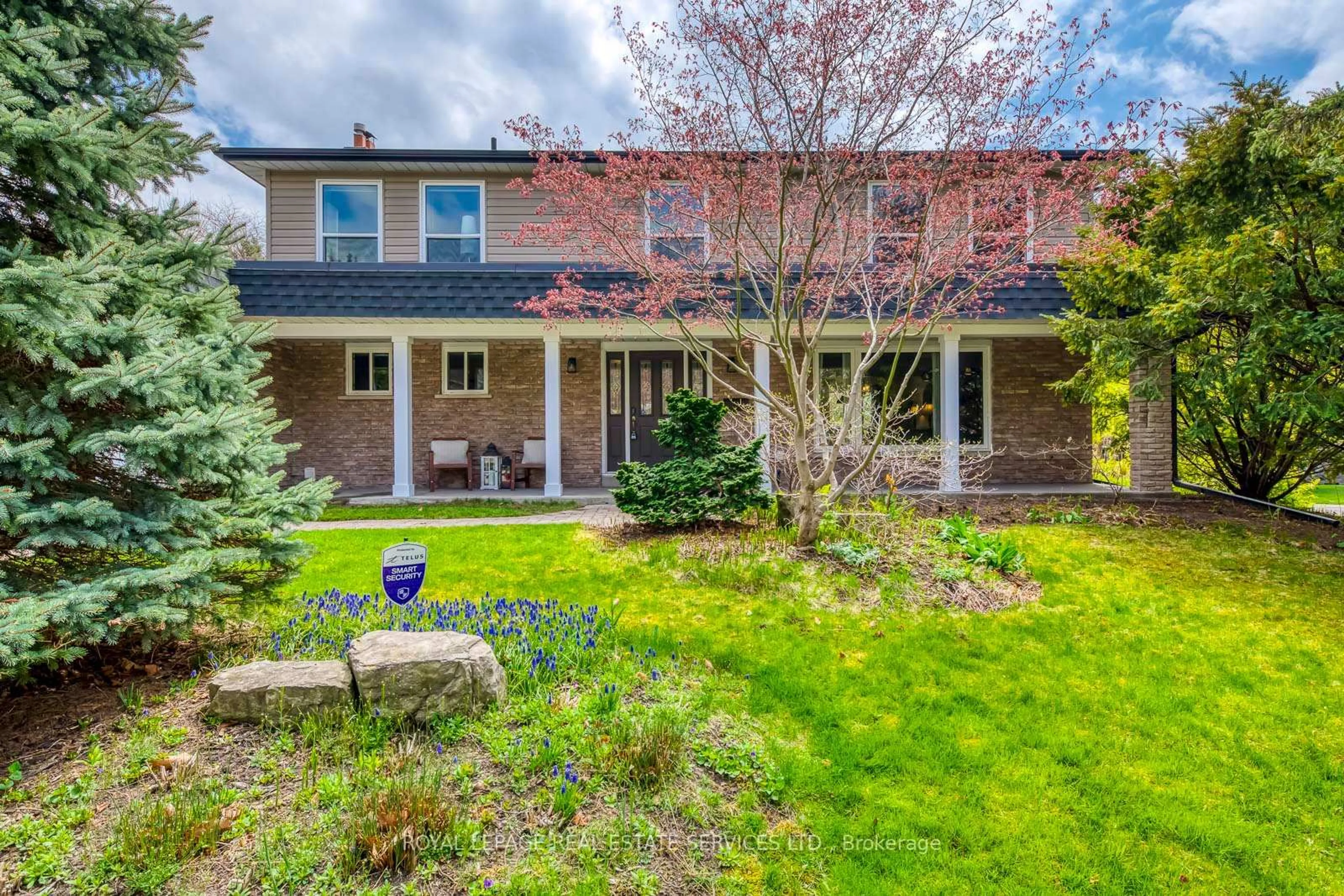 Home with brick exterior material, street for 1460 Caulder Dr, Oakville Ontario L6J 5S9