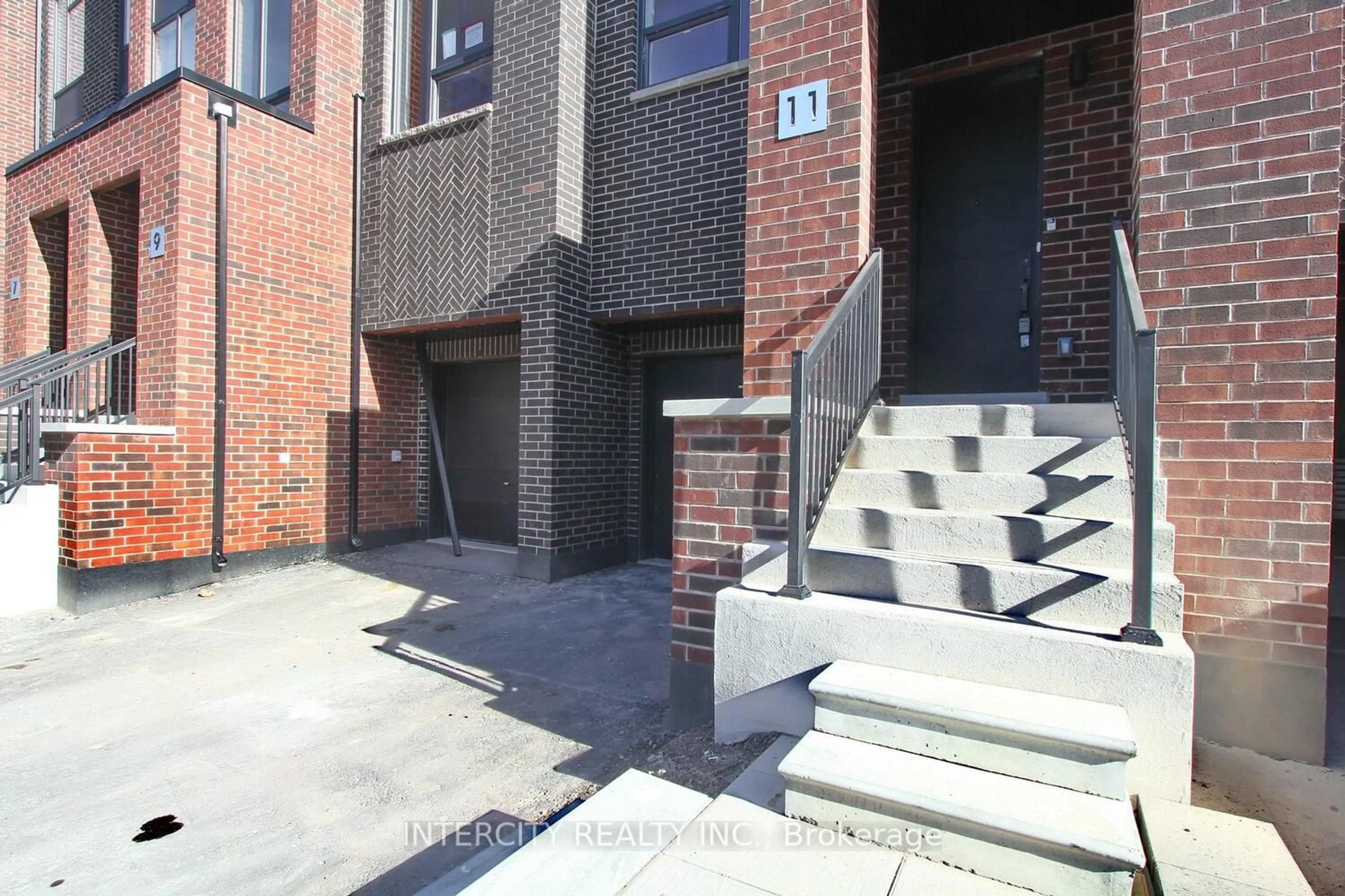 Home with brick exterior material, street for 11 Desiree Pl, Caledon Ontario L7E 4L2