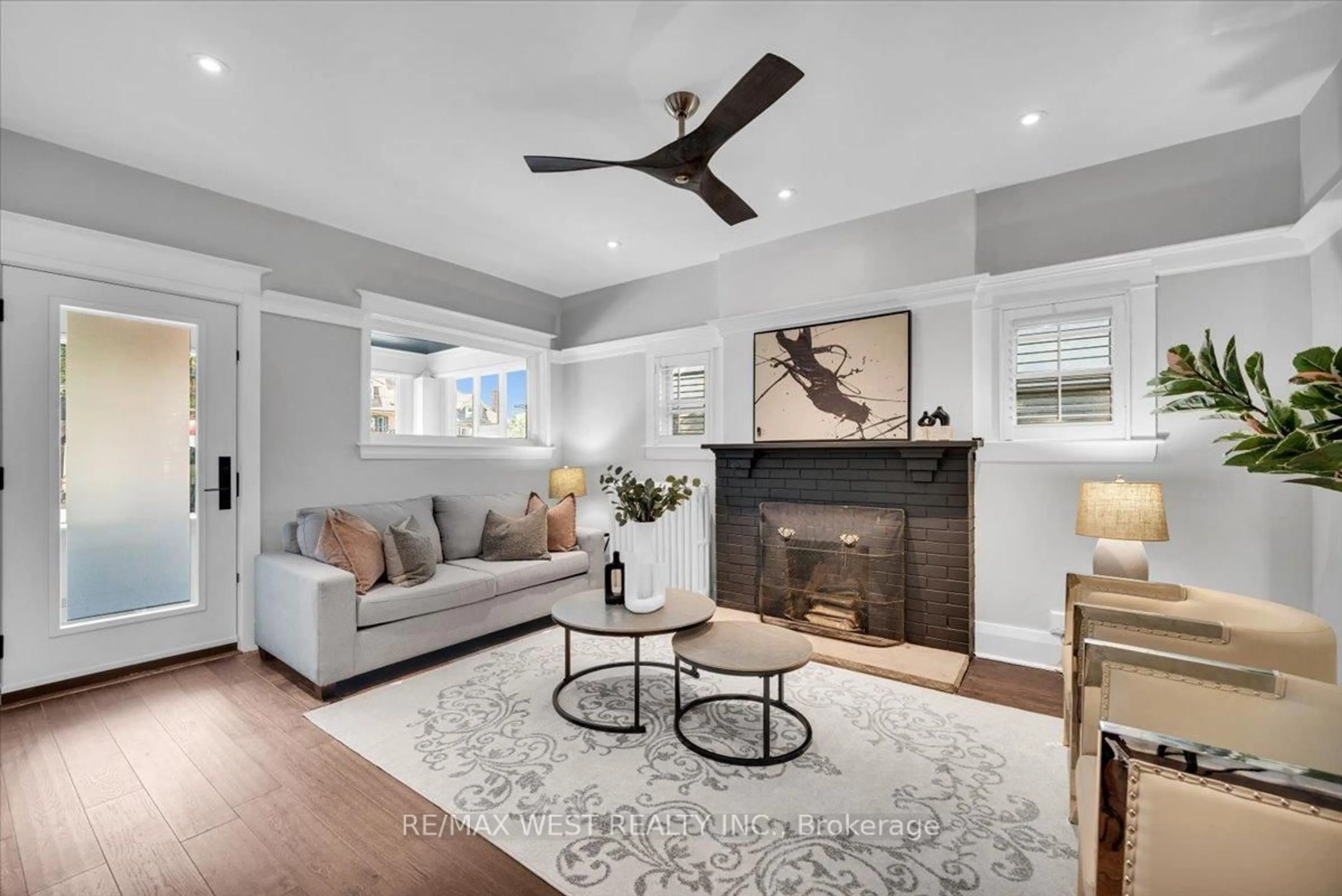 Living room with furniture, unknown for 206 Howard Park Ave, Toronto Ontario M6R 1W1