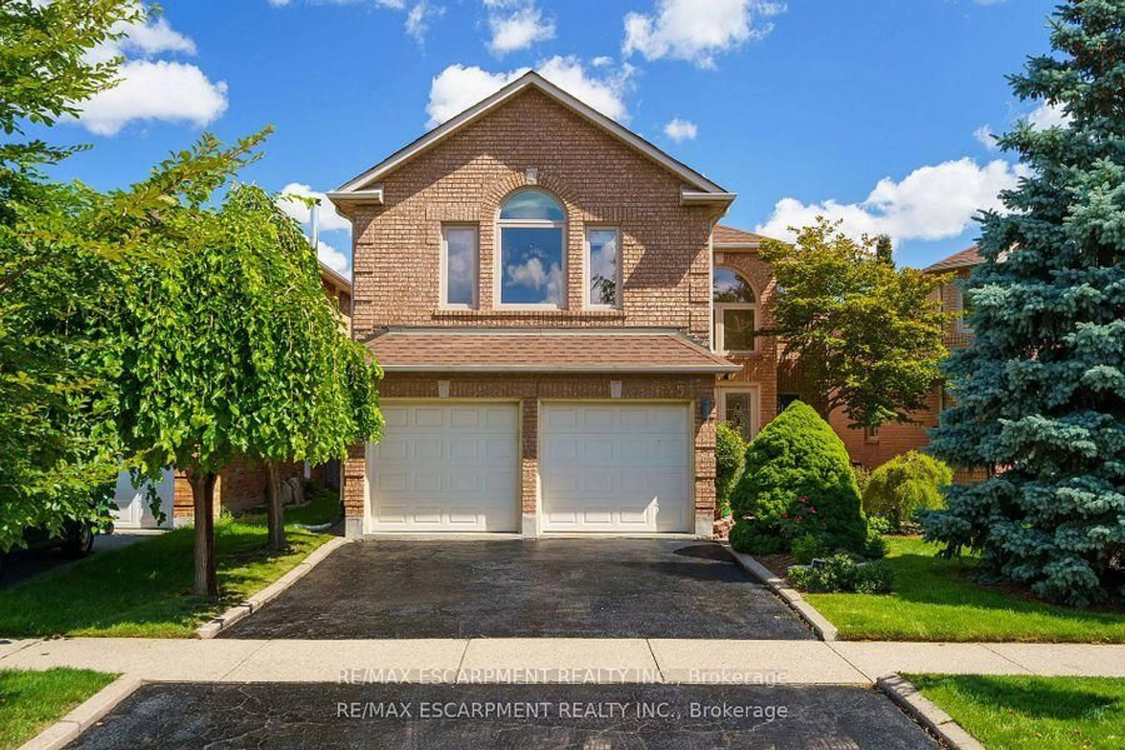 Home with brick exterior material, street for 6451 Alderwood Tr, Mississauga Ontario L5N 6W8