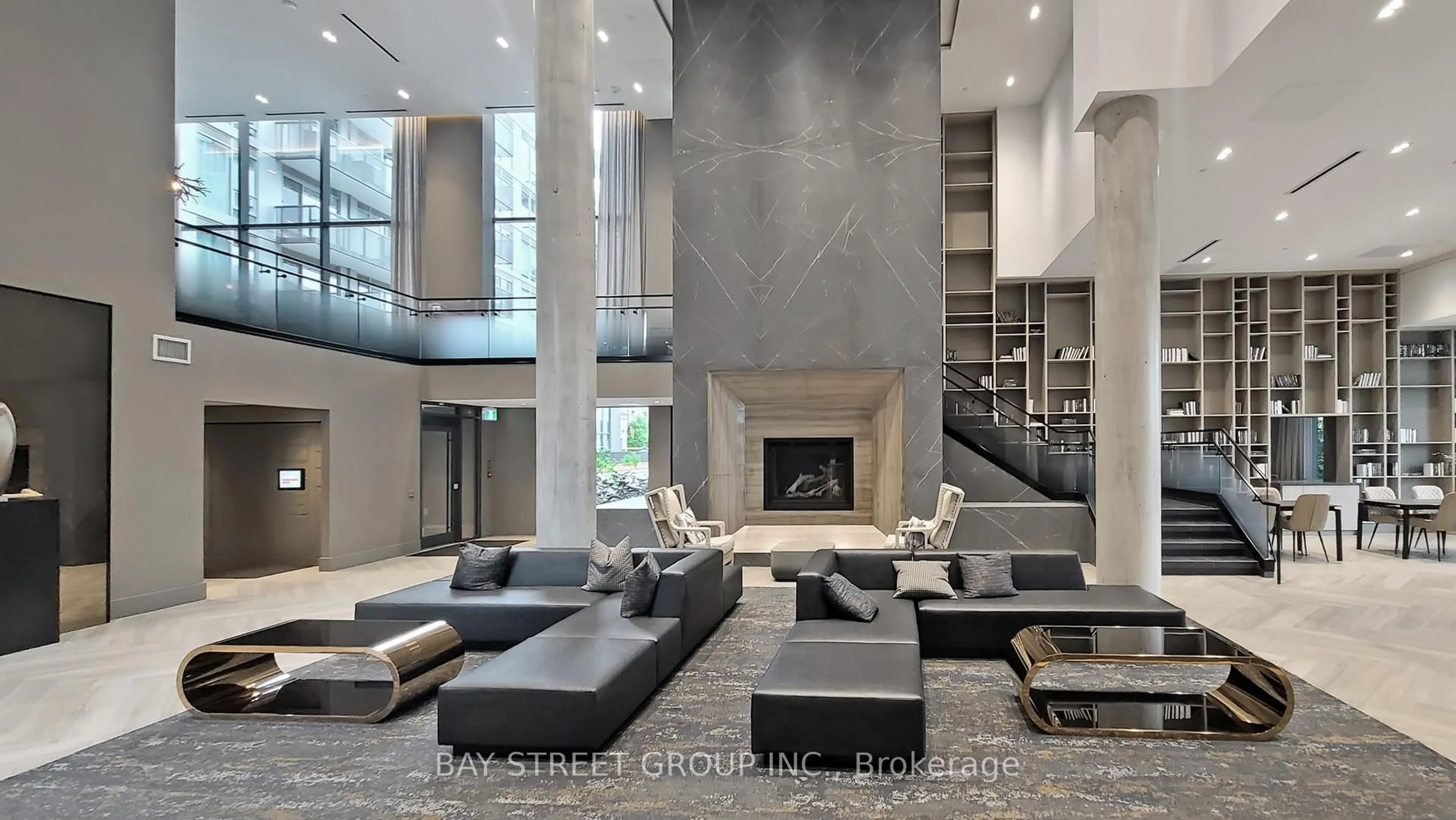 Lobby for 2450 Old Bronte Rd #710, Oakville Ontario L6M 5P6