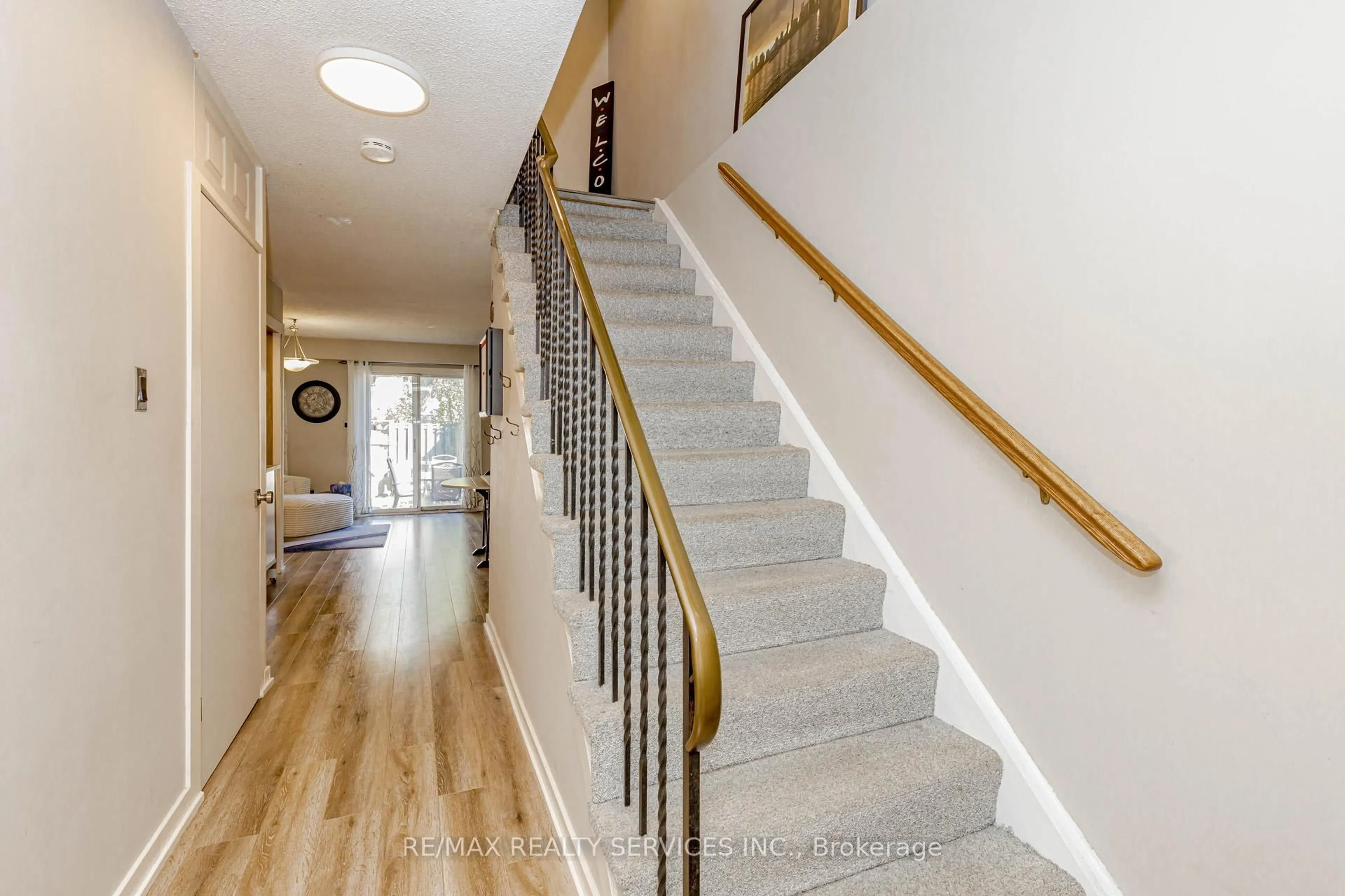 Unknown for 114 Foster Cres #114, Brampton Ontario L6V 3M8