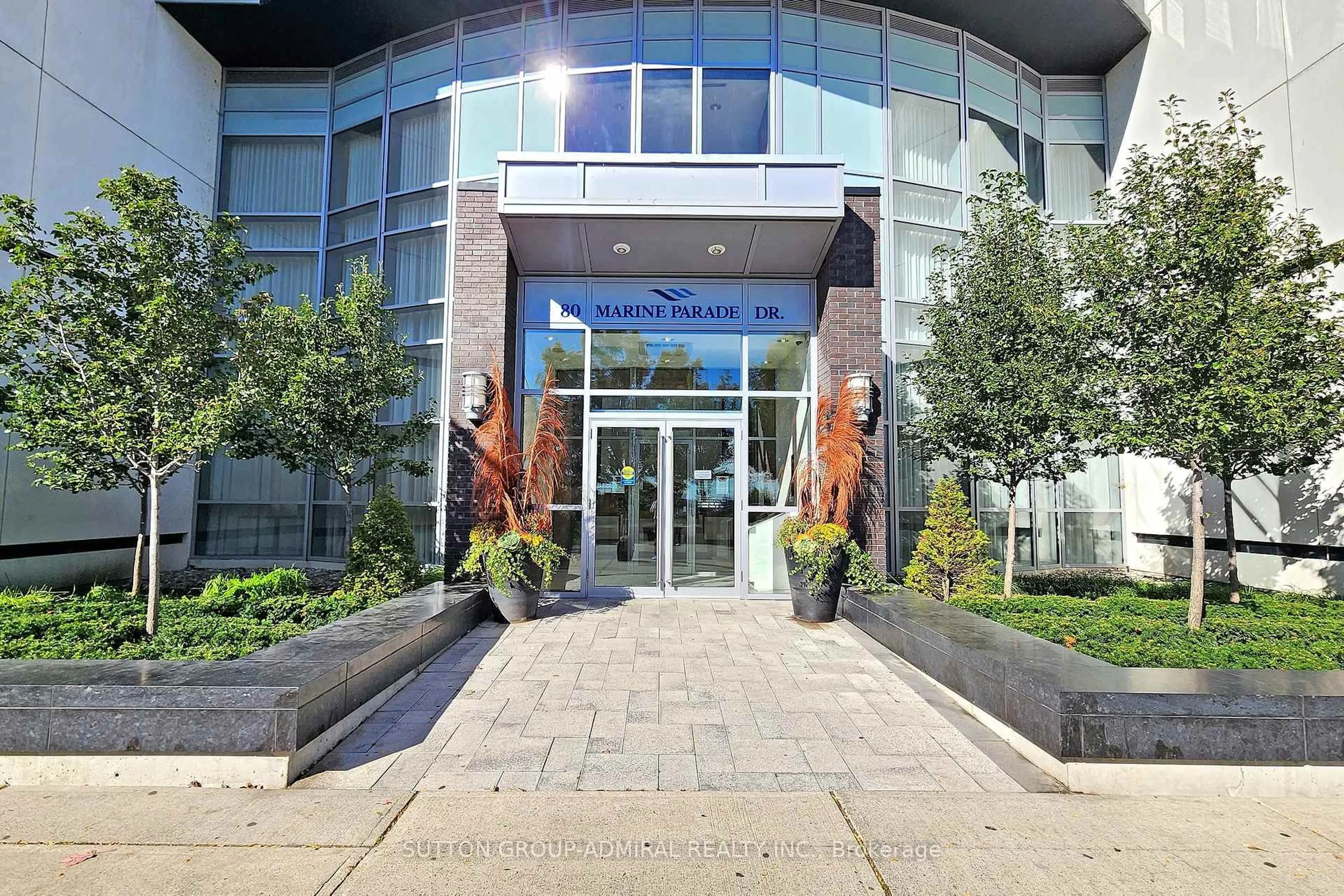 Indoor foyer for 80 Marine Parade Dr #2602, Toronto Ontario M8V 0A3