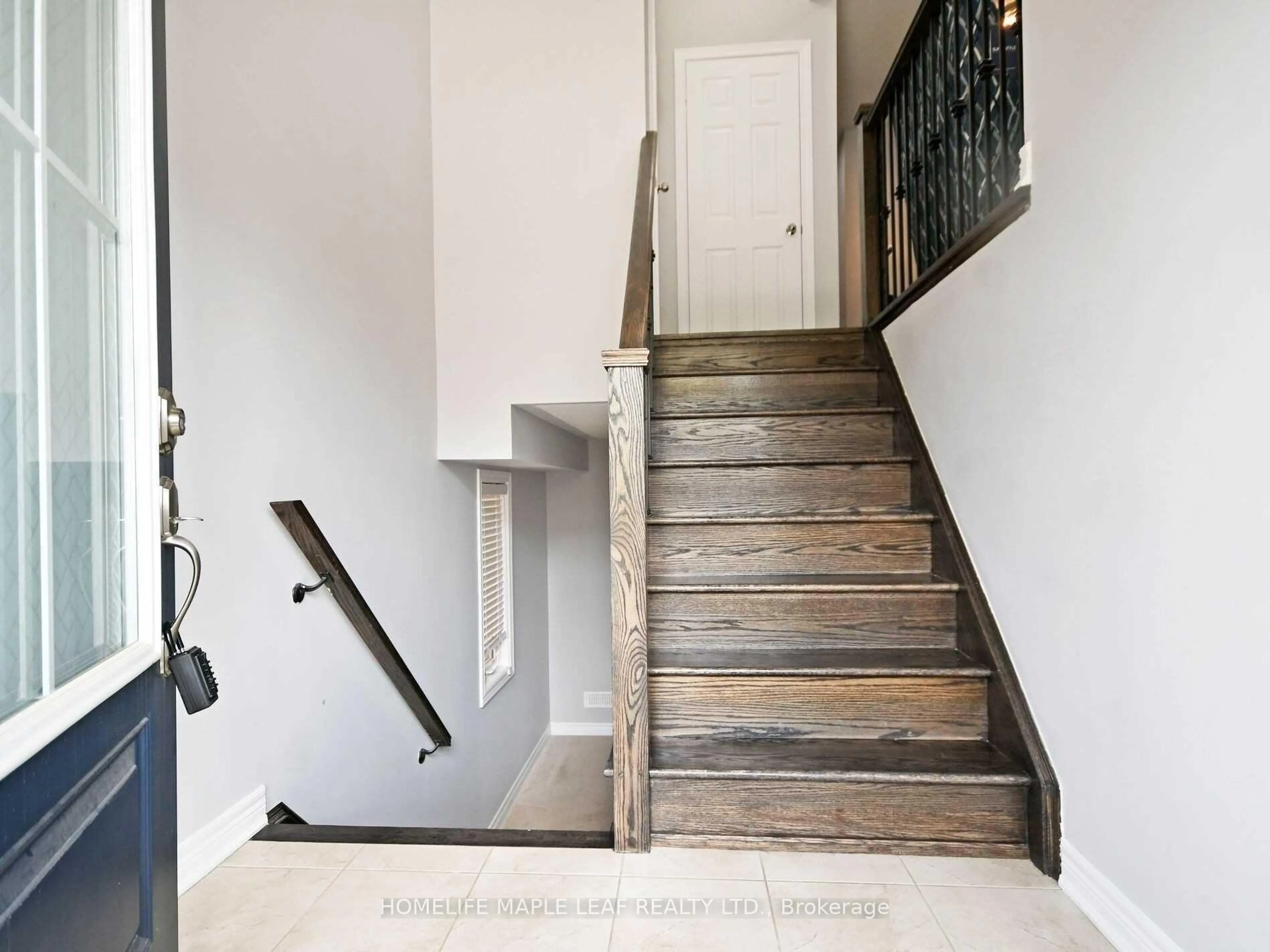 Stairs for 76 Rockman Cres, Brampton Ontario L7A 3Z9