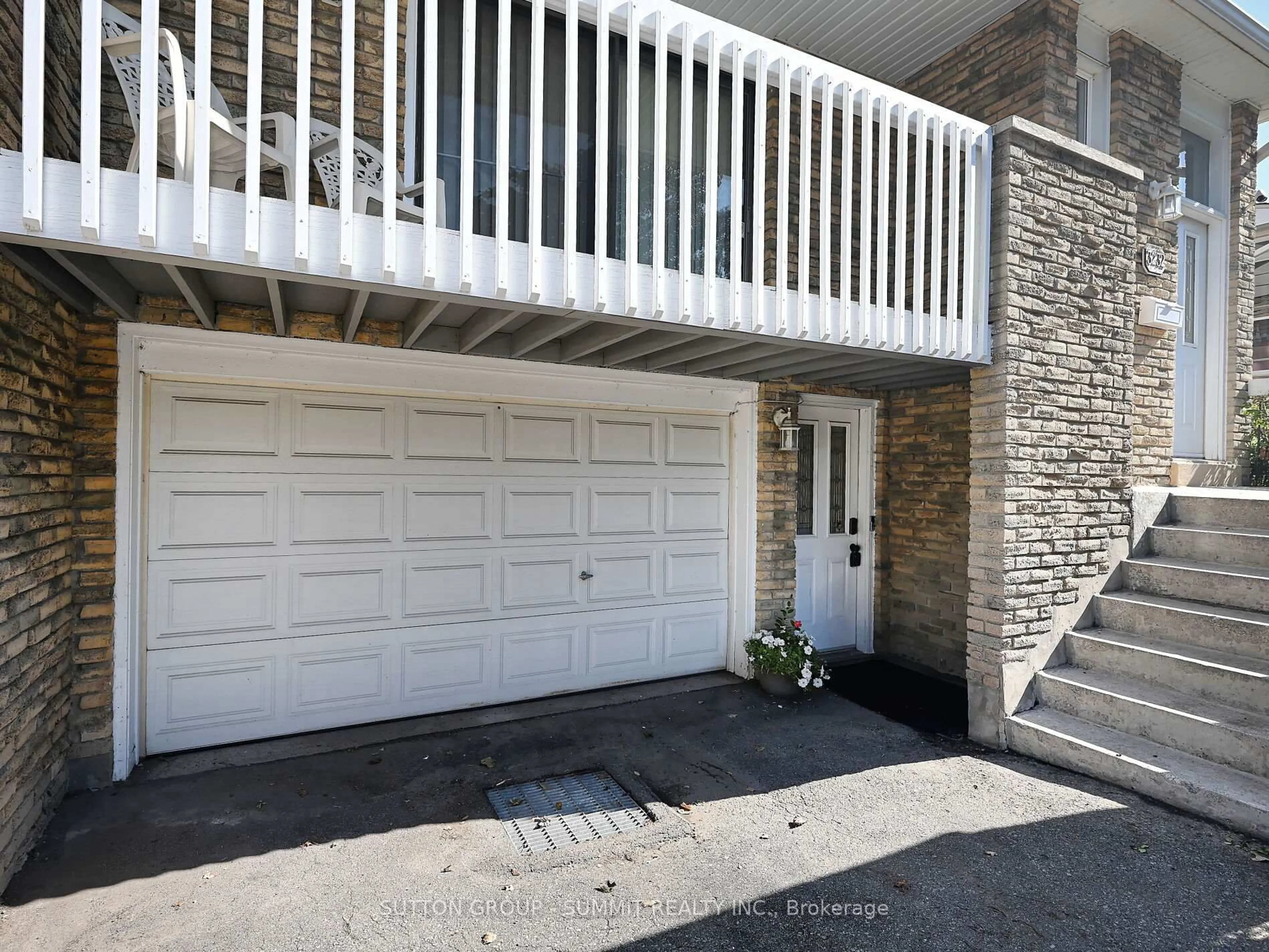 Unknown for 3232 MCCARTHY Crt, Mississauga Ontario L4Y 3Z6