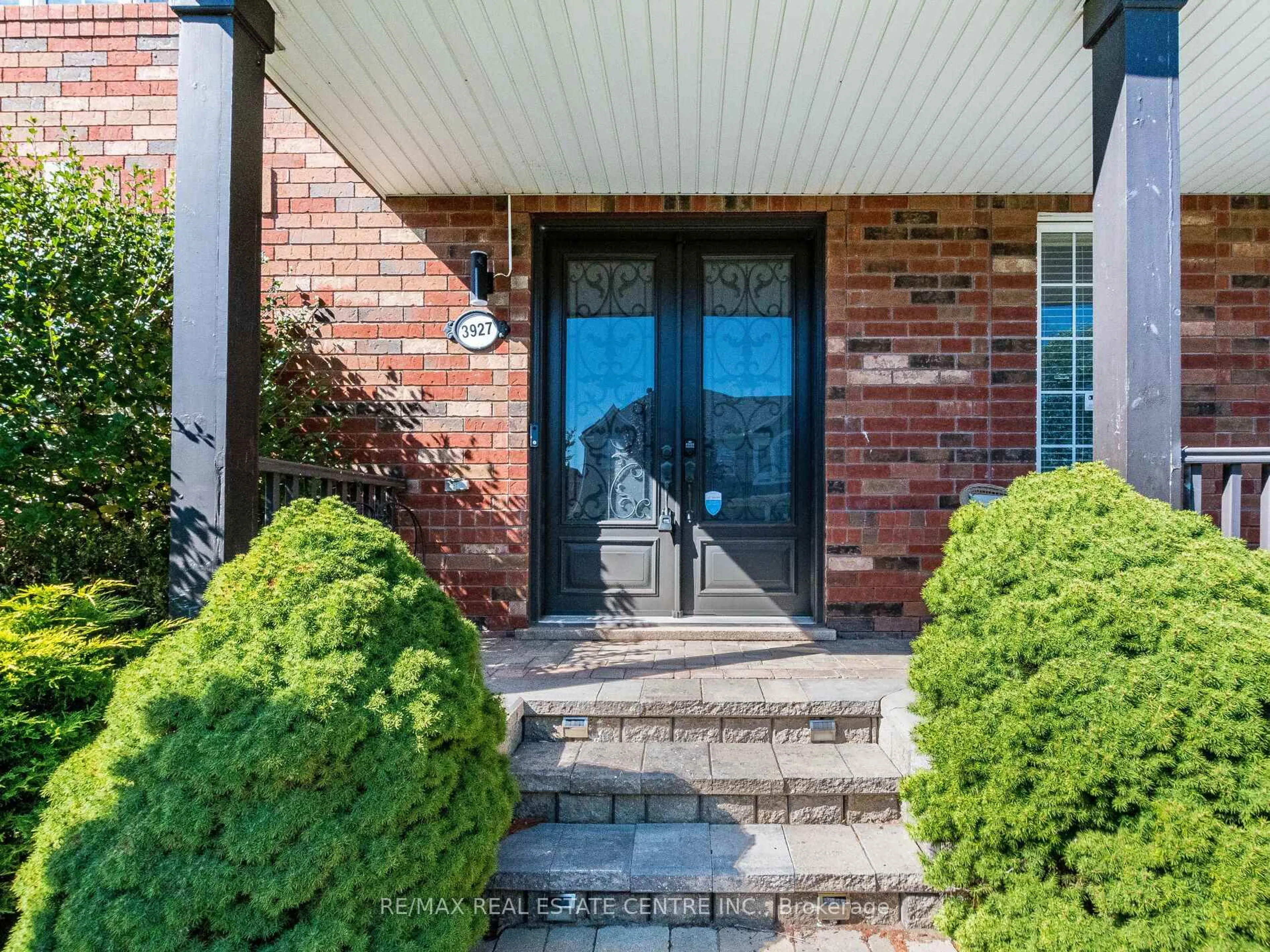 Unknown for 3927 Mayla Dr, Mississauga Ontario L5M 7Y9