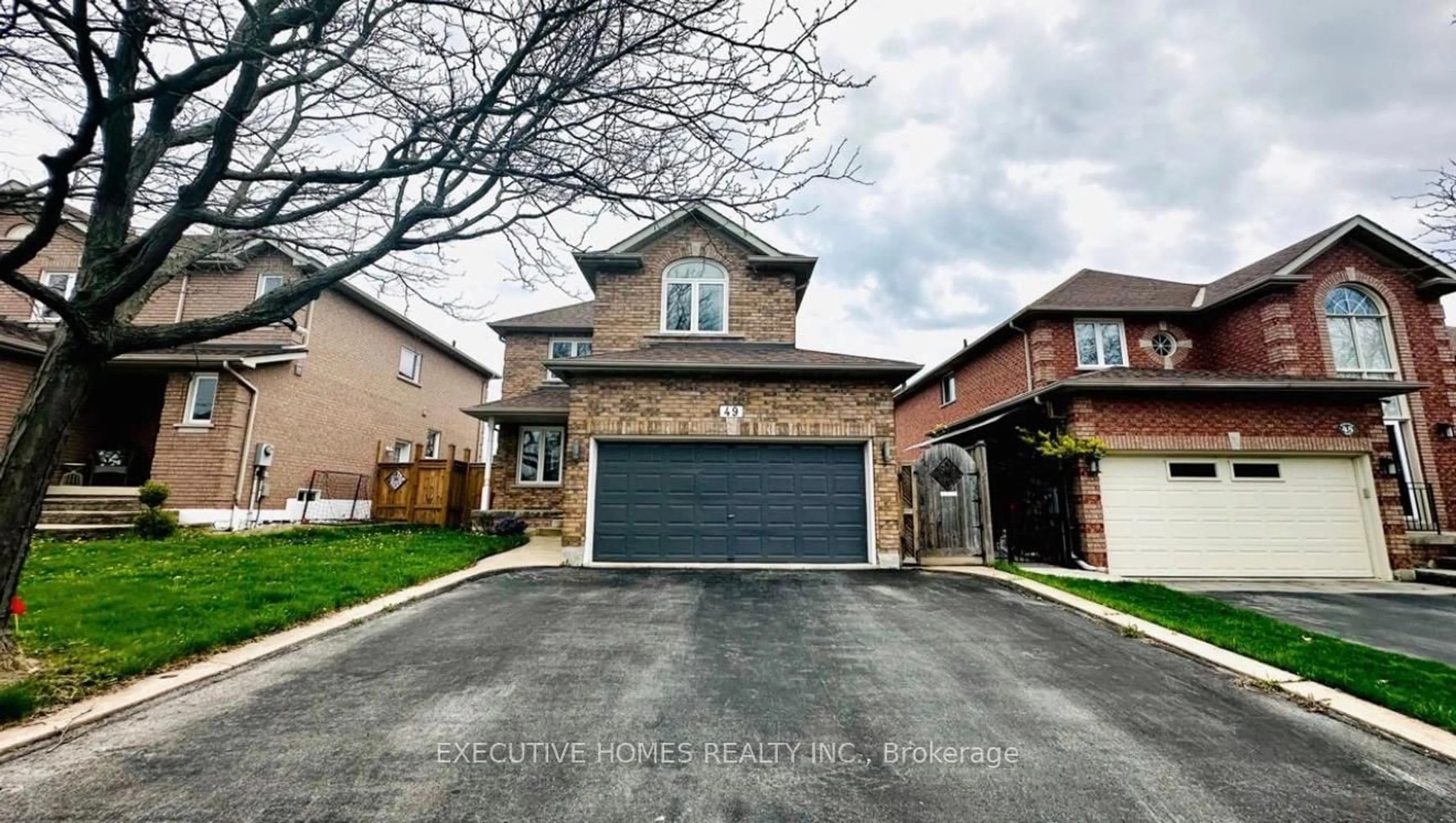 Home with brick exterior material, street for 49 Westfield Tr, Oakville Ontario L6H 6C5