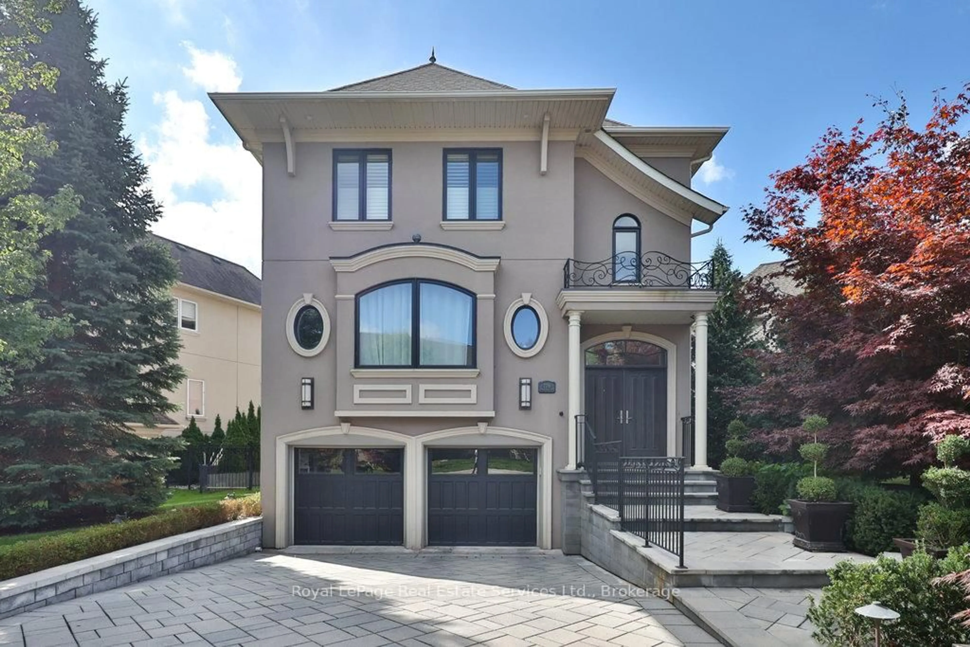 Home with brick exterior material, street for 2218 Hampstead Rd, Oakville Ontario L6H 6Y9