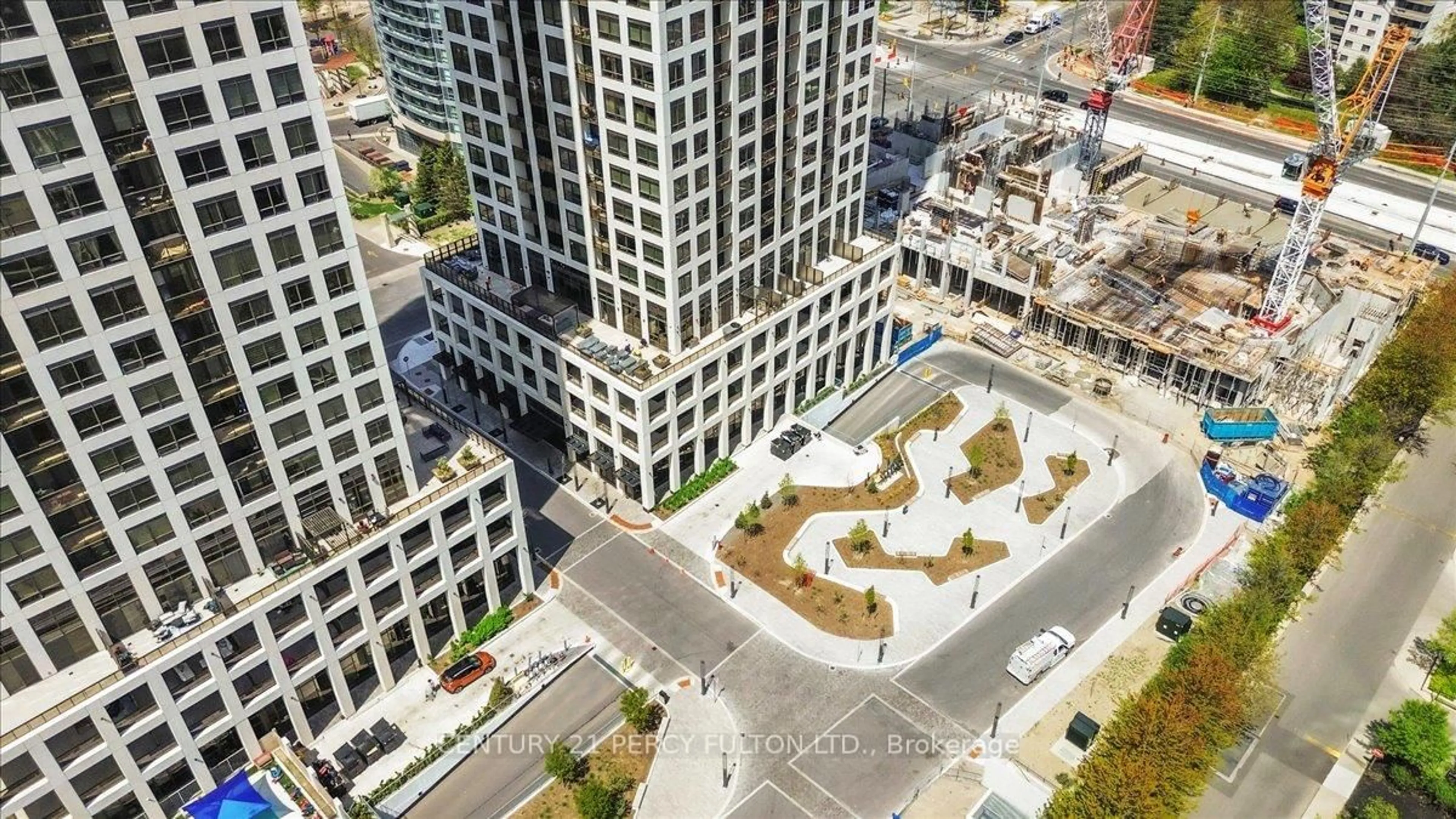 A pic from outside/outdoor area/front of a property/back of a property/a pic from drone, city buildings view from balcony for 30 Elm Dr #2509, Mississauga Ontario L5B 0N6