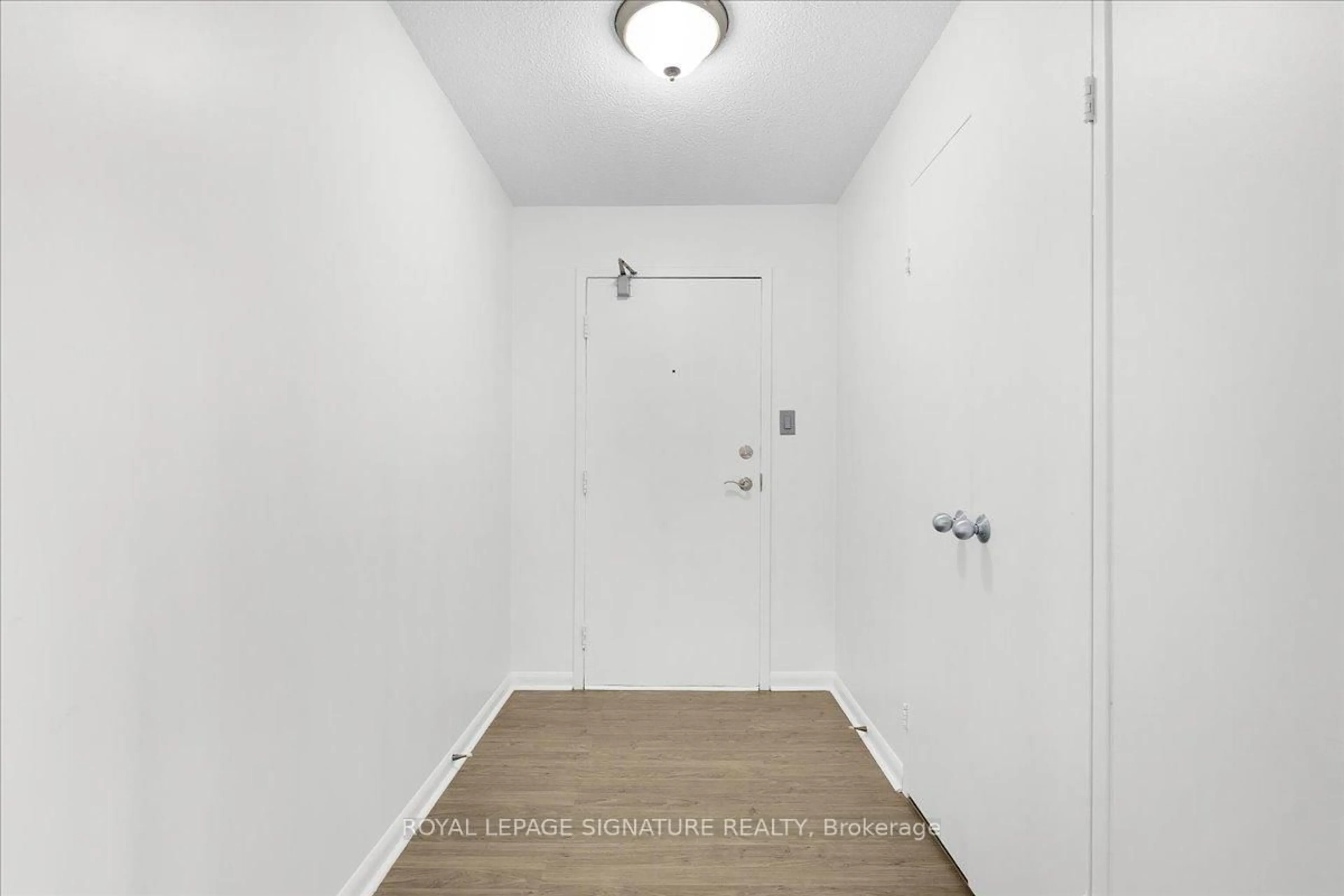 Unknown for 1320 Mississauga Valley Blvd #601, Mississauga Ontario L5A 3R8