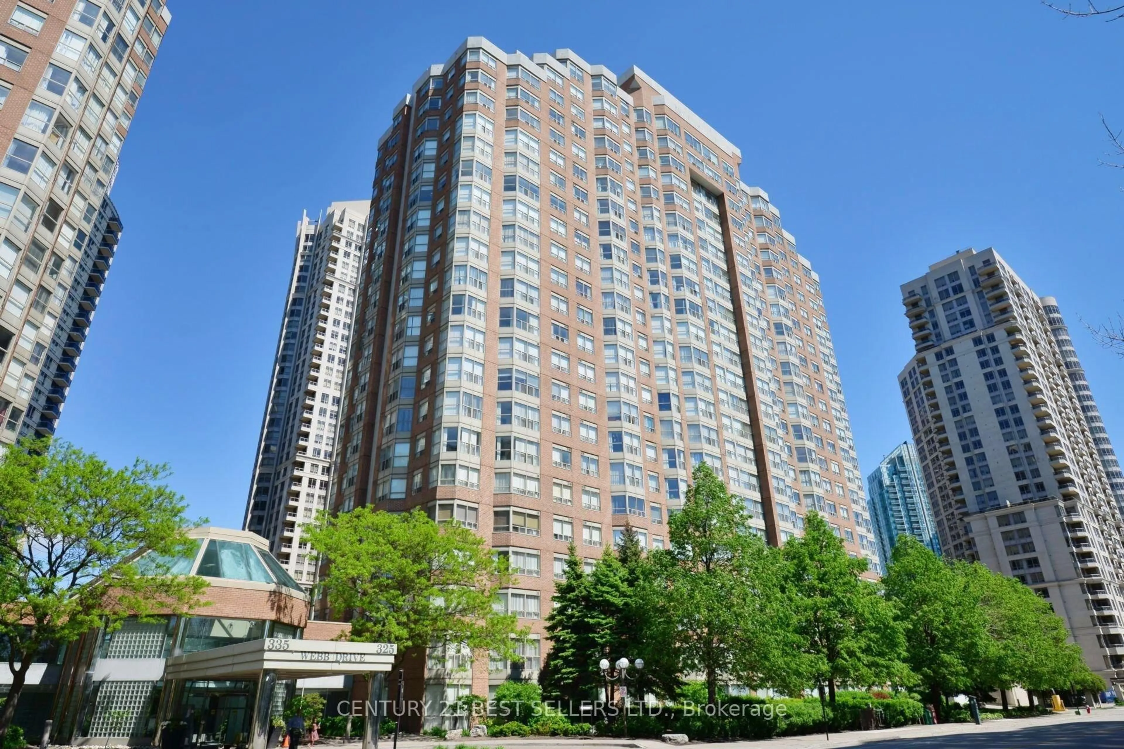 Patio, unknown for 325 Webb Dr #1704, Mississauga Ontario L5B 3Z9