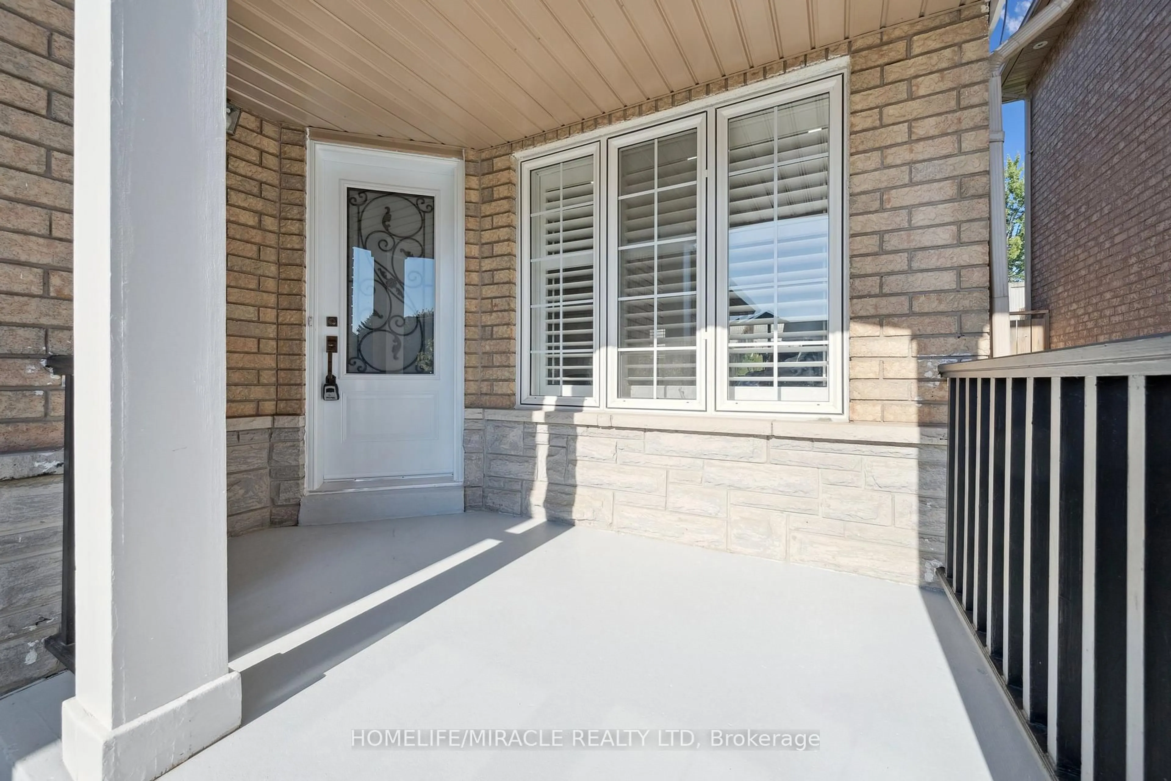 Unknown for 7562 Black Walnut Tr, Mississauga Ontario L5N 8A9