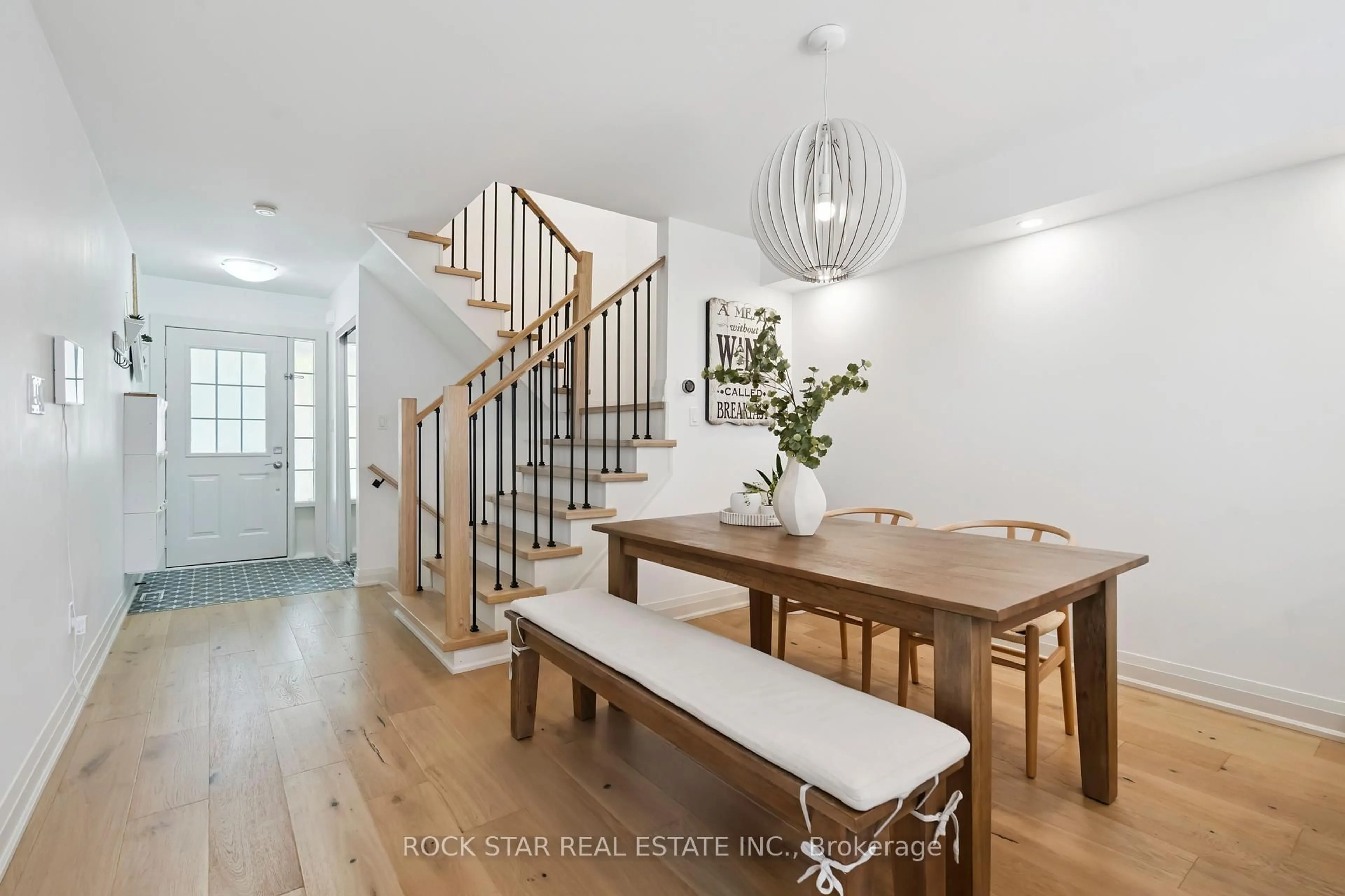 Unknown for 2438 Baintree Cres, Oakville Ontario L6M 4X1
