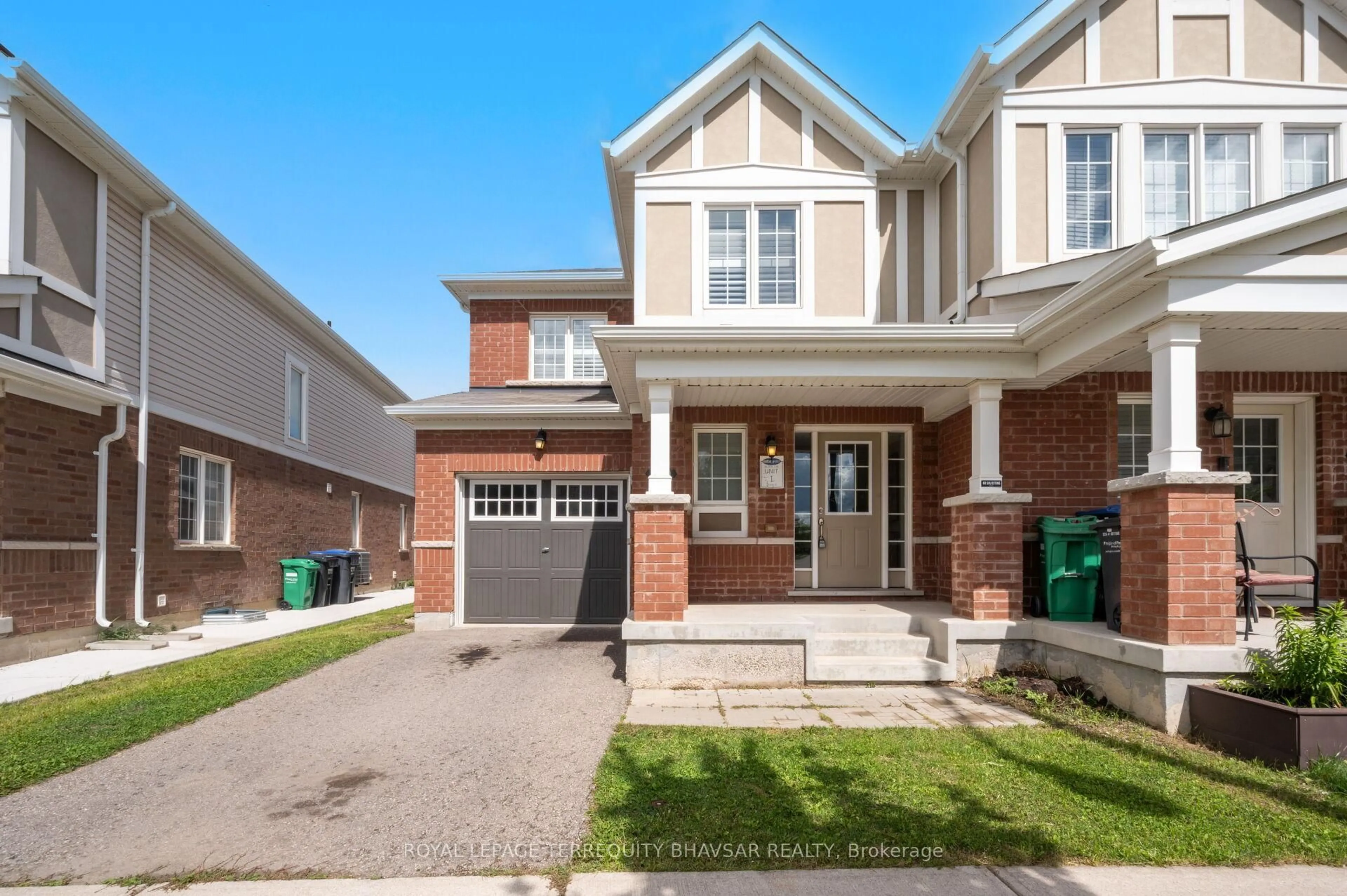 Home with brick exterior material, street for 98 Quillberry Clse, Brampton Ontario L7A 4P2