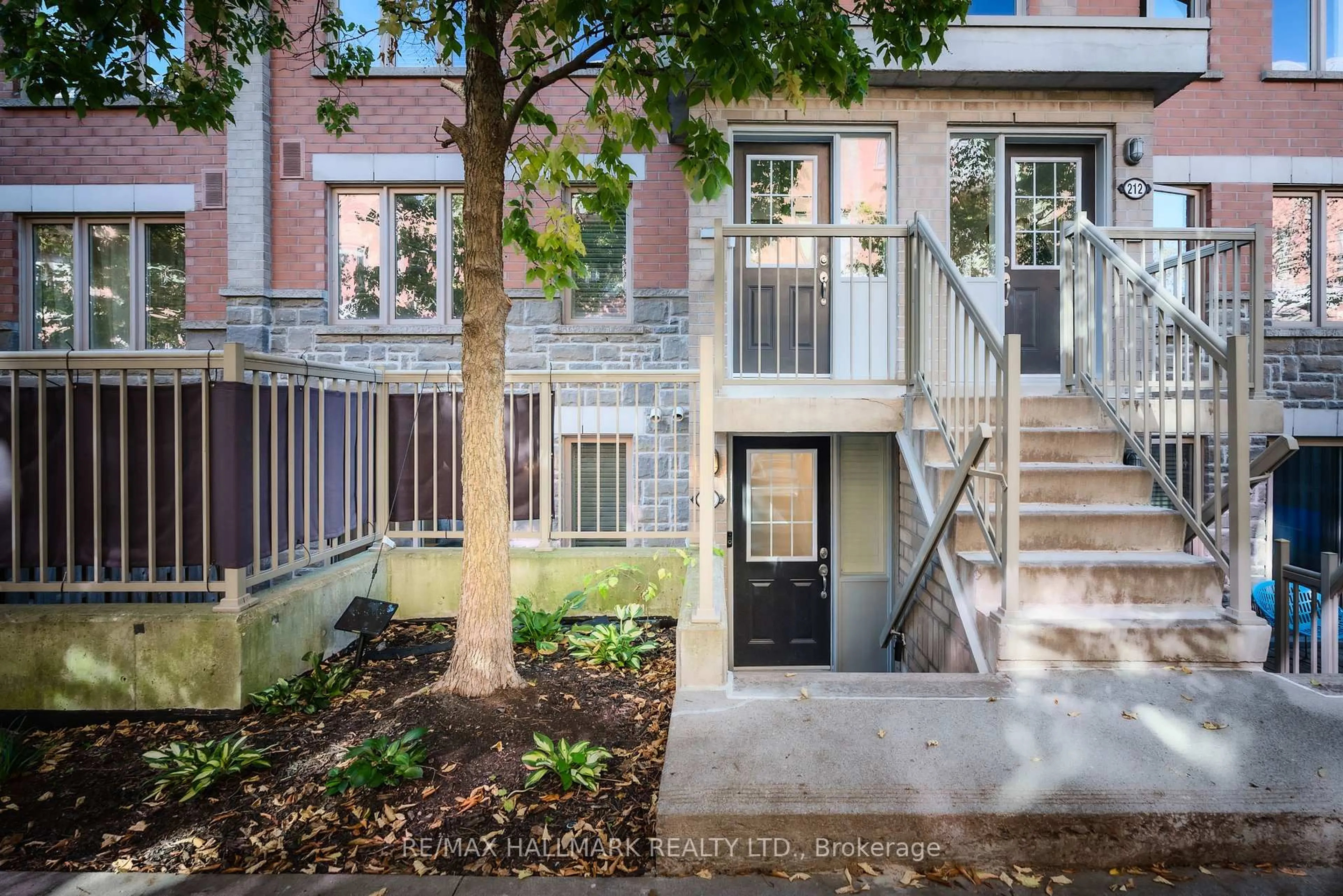 Unknown for 20 Foundry Ave #113, Toronto Ontario M6H 4L1