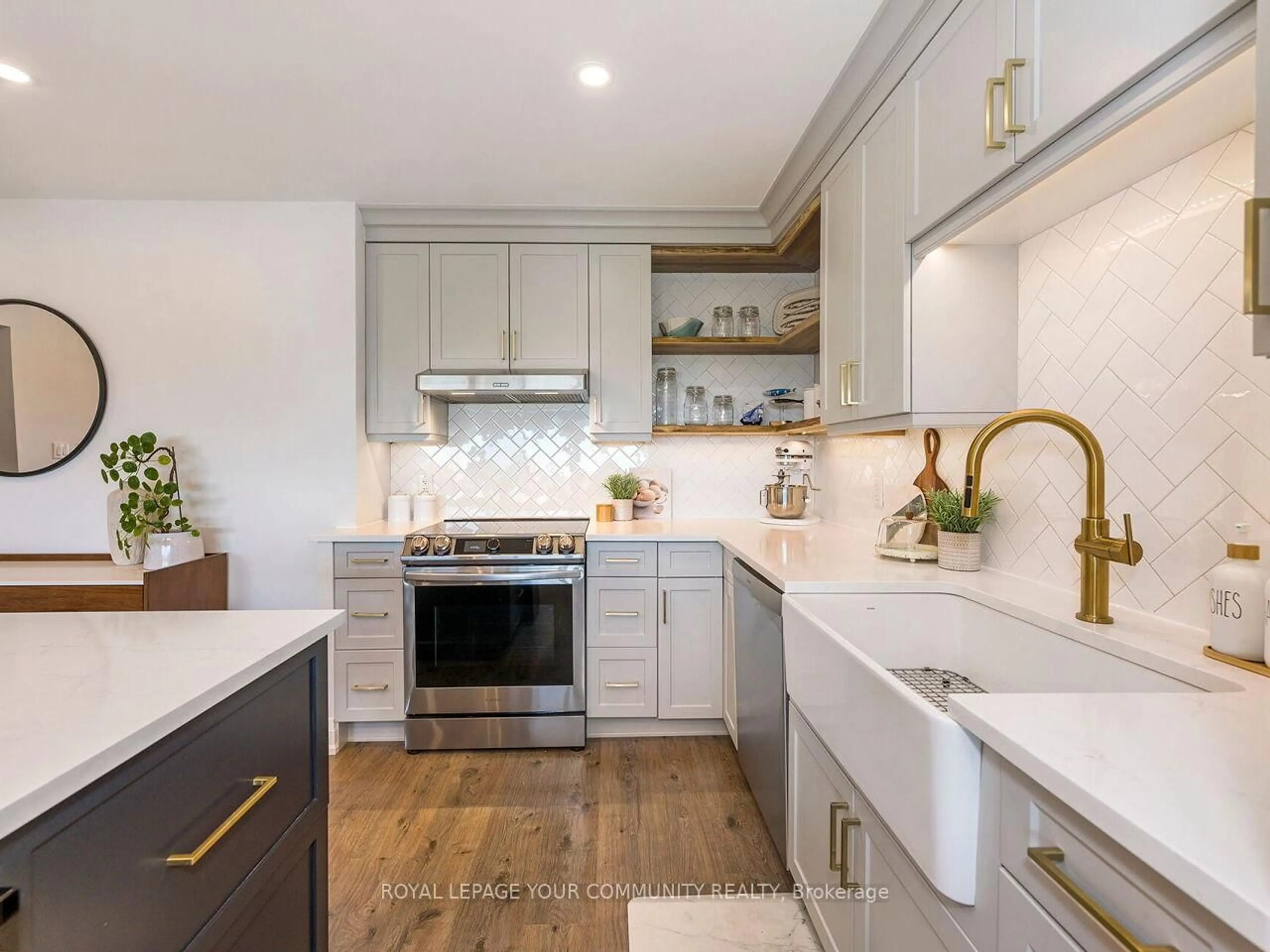 Open concept kitchen, ceramic/tile floor for 270 Scarlett Rd #2012, Toronto Ontario M6N 4X7
