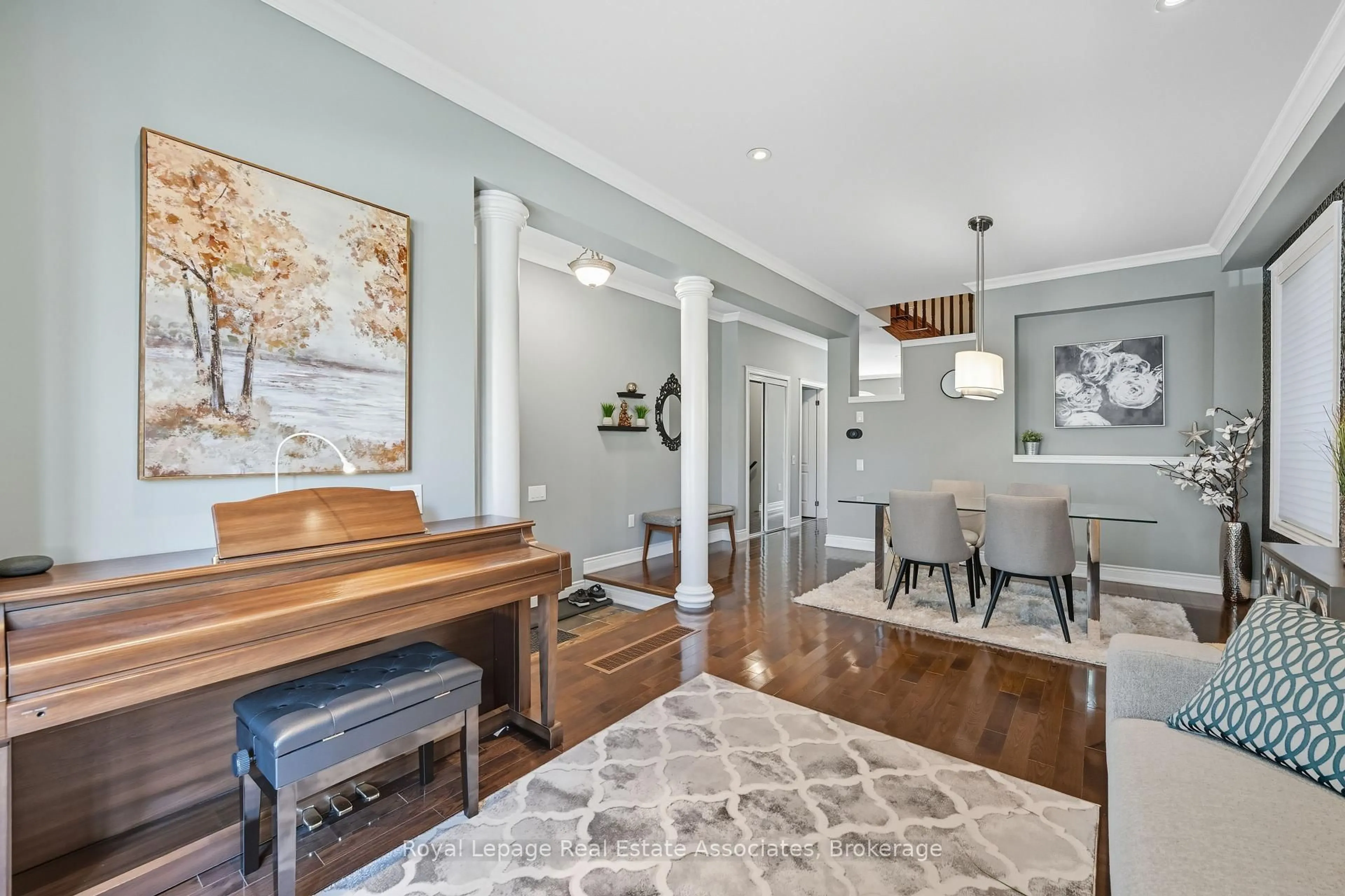 Unknown for 3335 Whilabout Terr, Oakville Ontario L6L 0A8