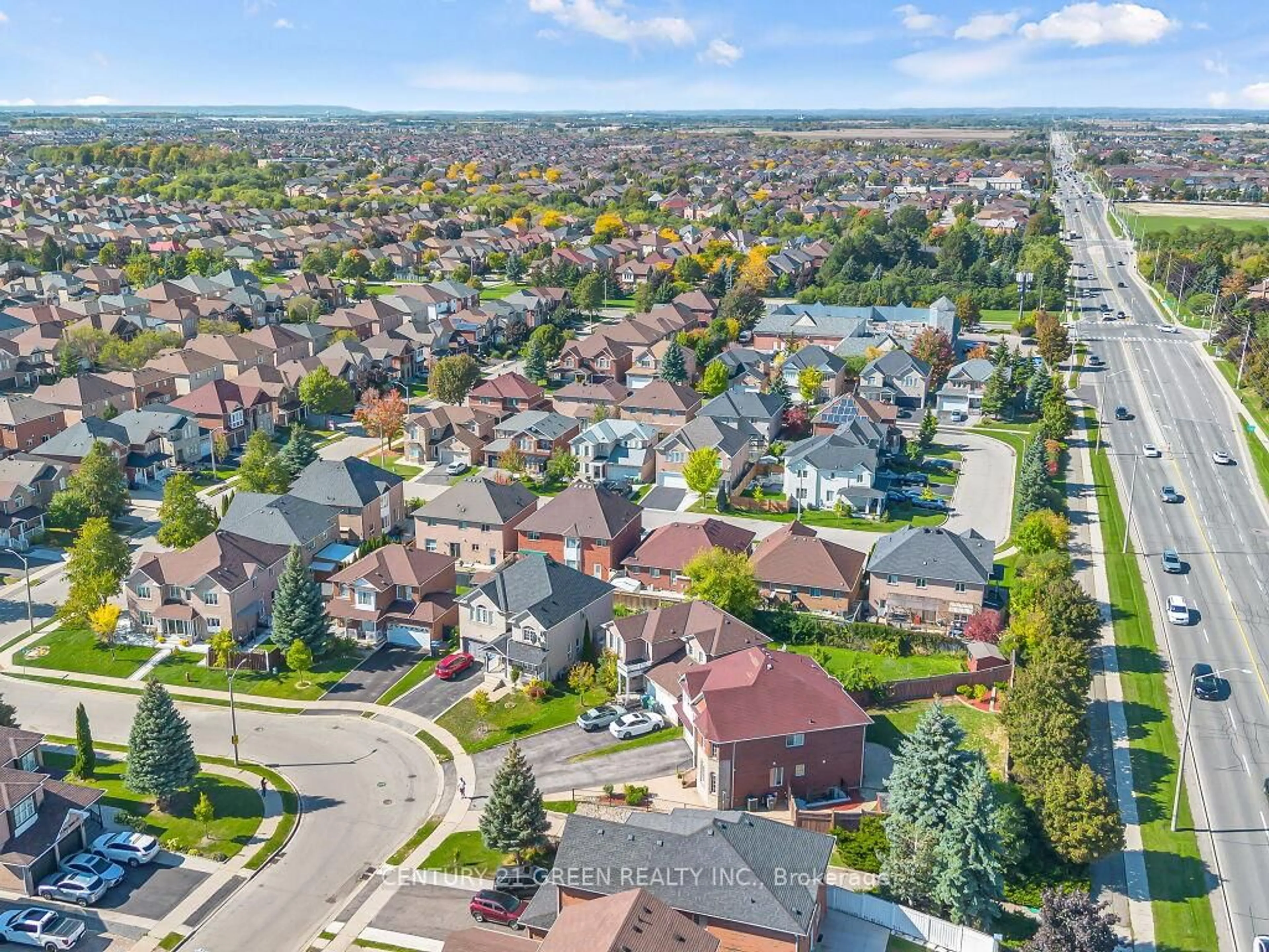 A pic from outside/outdoor area/front of a property/back of a property/a pic from drone, street for 51 Jack Rabbit Cres, Brampton Ontario L6R 2E4