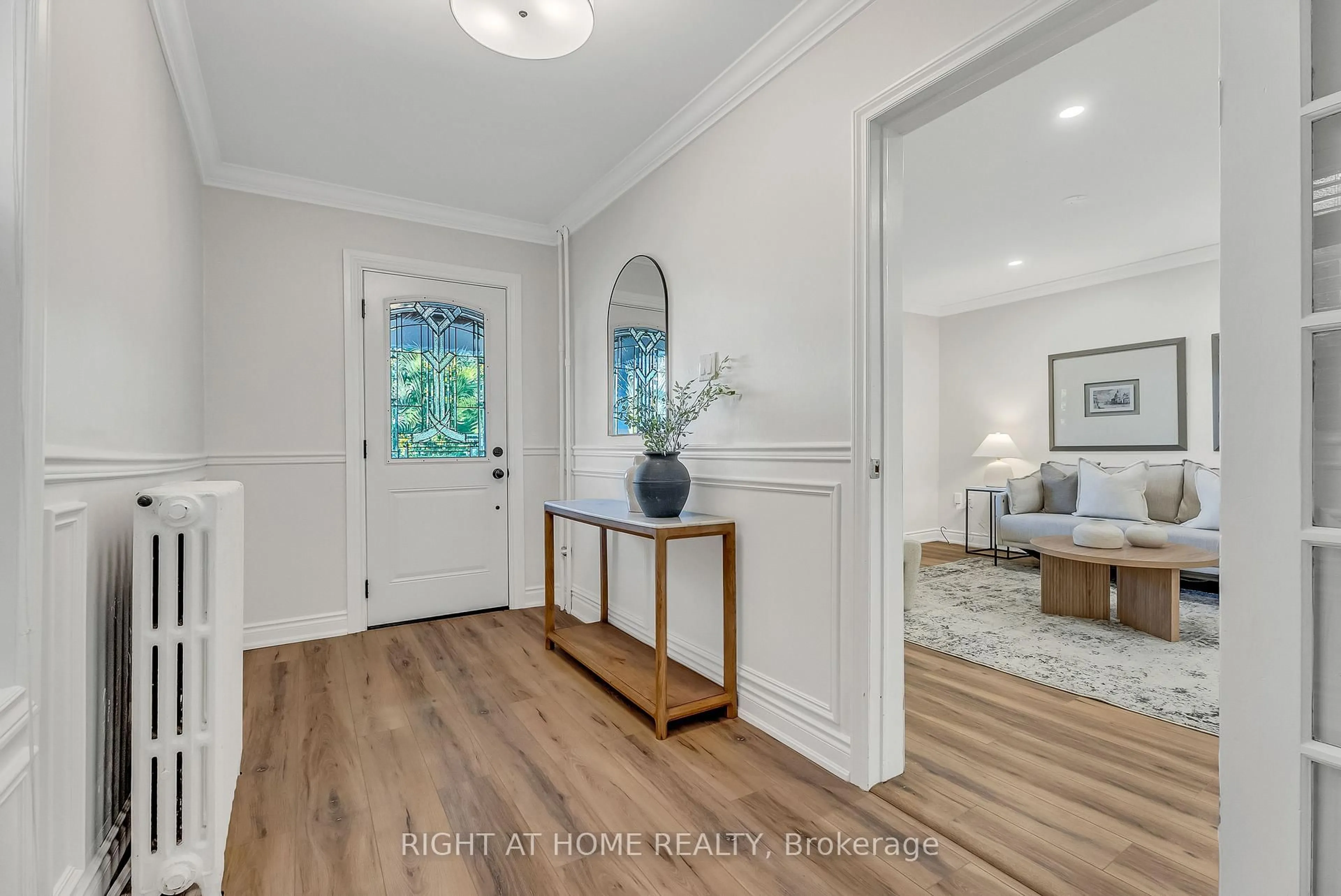 Indoor entryway for 232 Sixth St, Toronto Ontario M8V 3A7