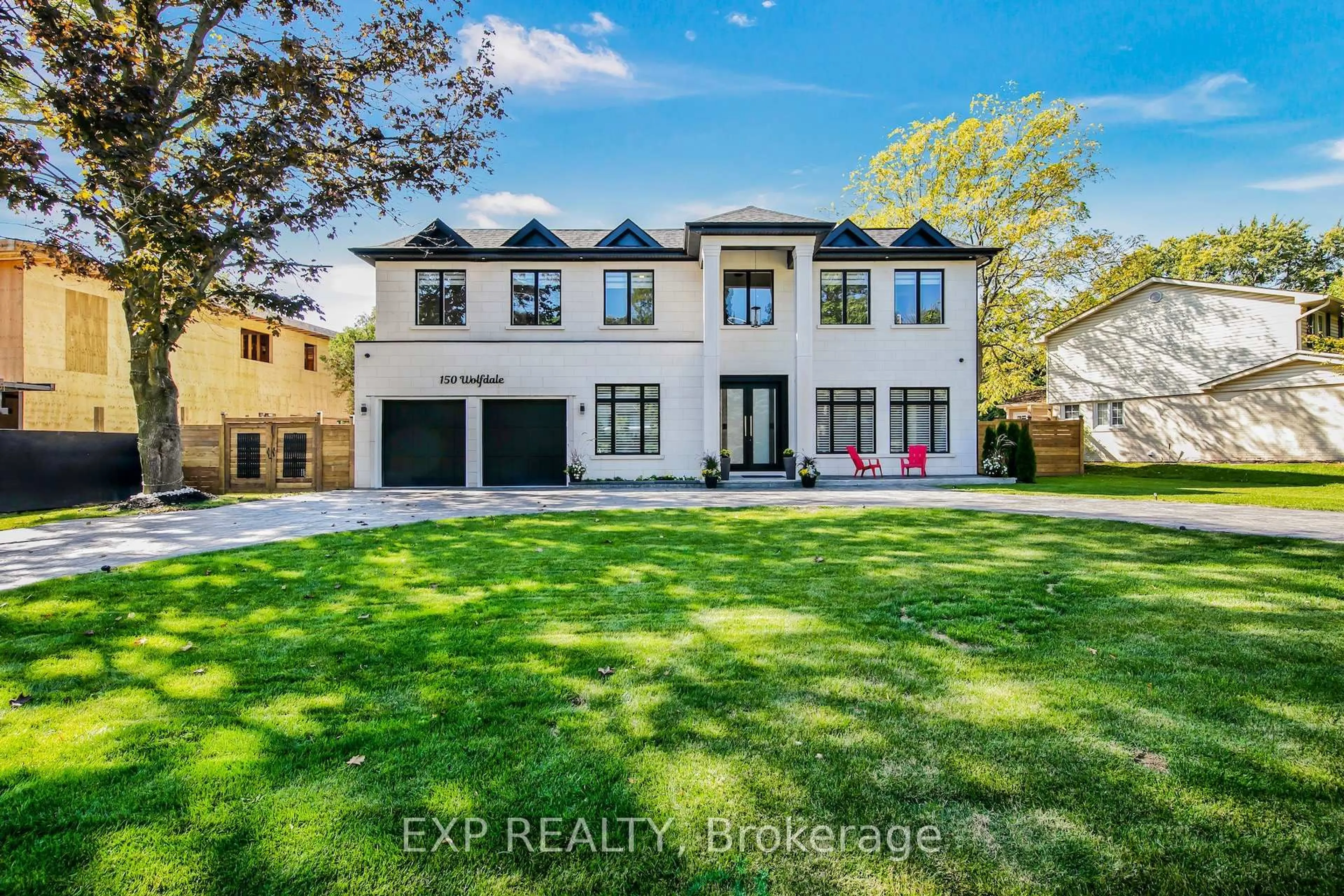 Home with brick exterior material, street for 150 WOLFDALE Ave, Oakville Ontario L6L 4S1