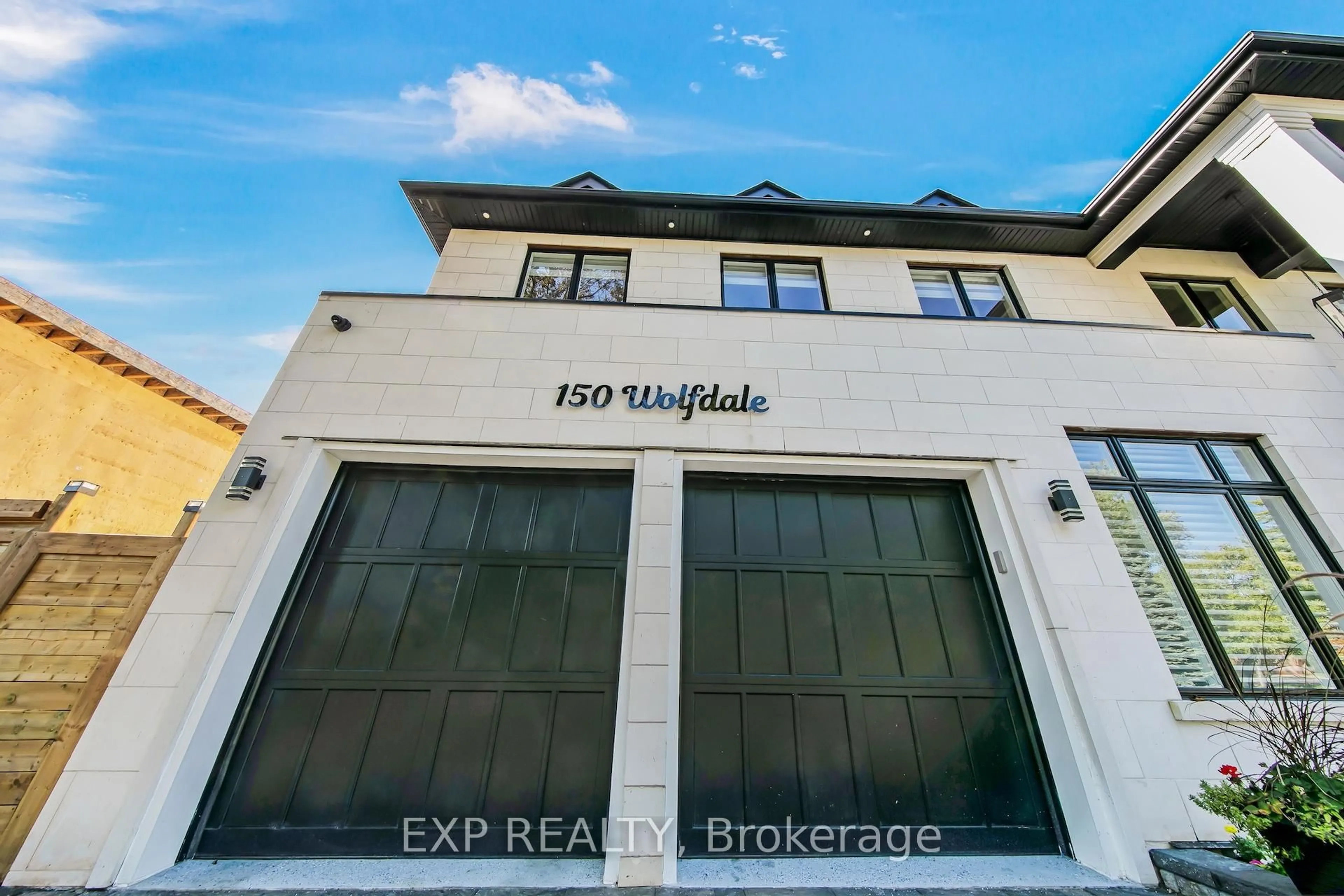 Unknown for 150 WOLFDALE Ave, Oakville Ontario L6L 4S1