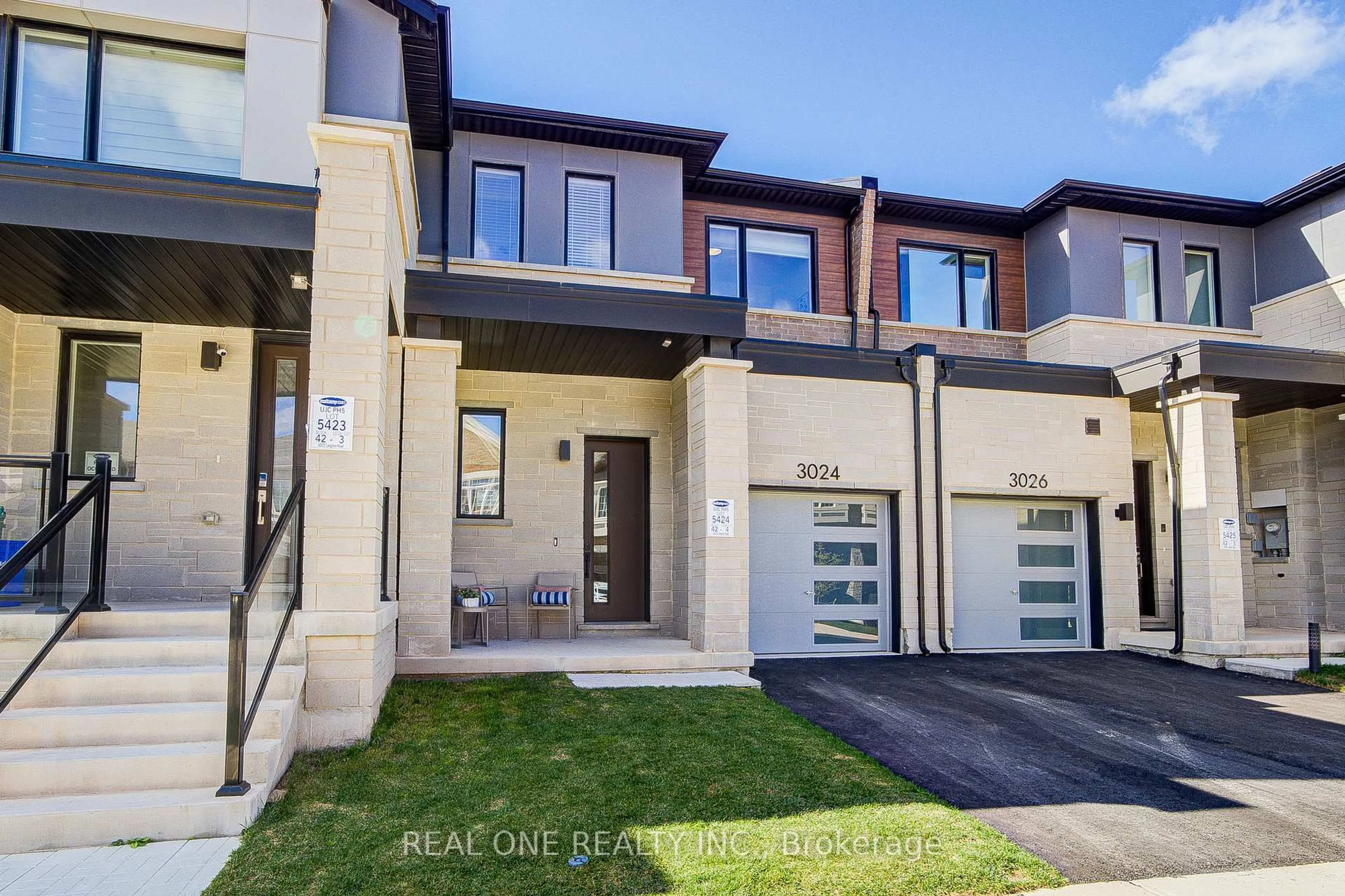 Unknown for 3024 Langdon Rd, Oakville Ontario L6H 7Y5