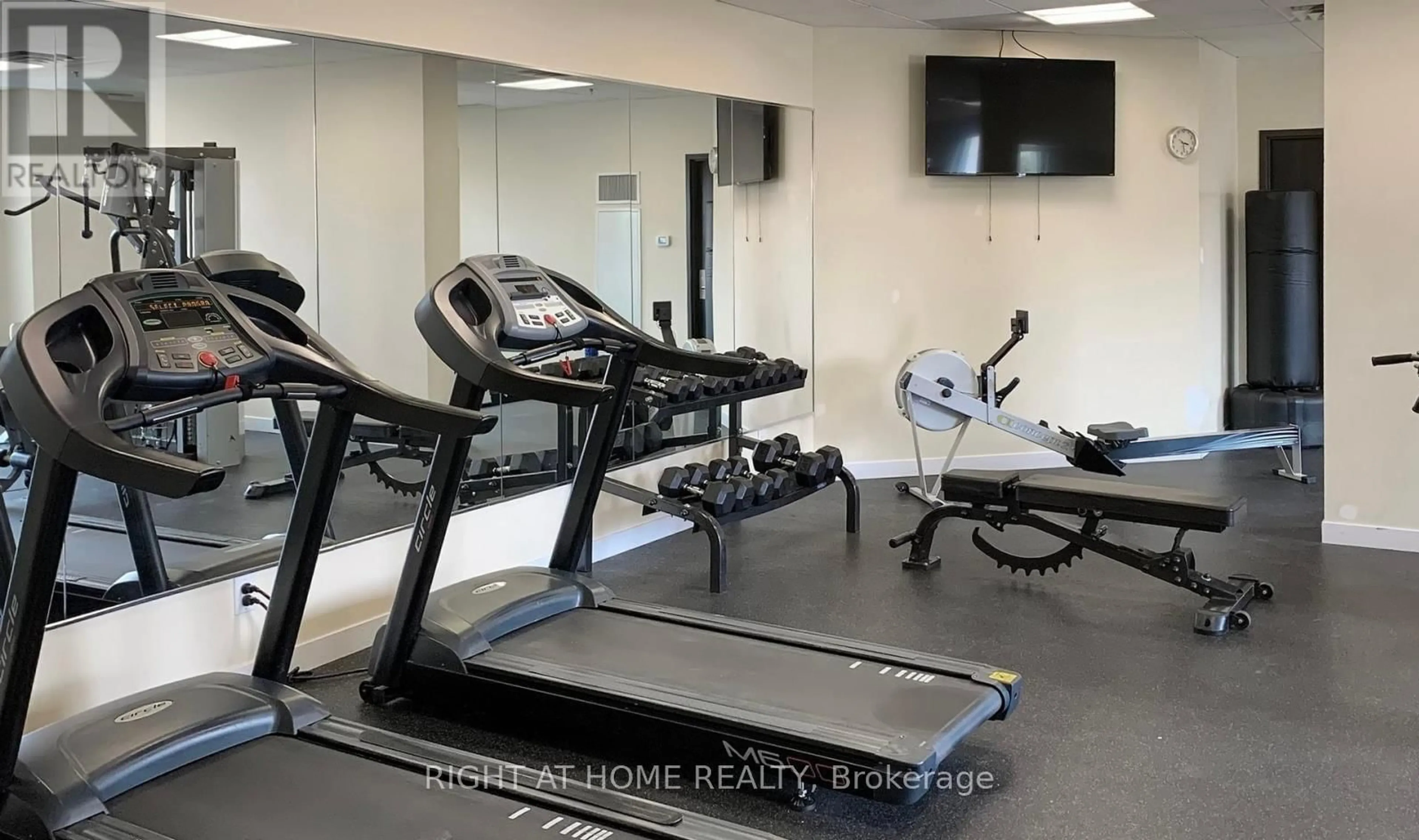 Gym or fitness room for 840 Queens Plate Dr #1402, Toronto Ontario M9W 0E7
