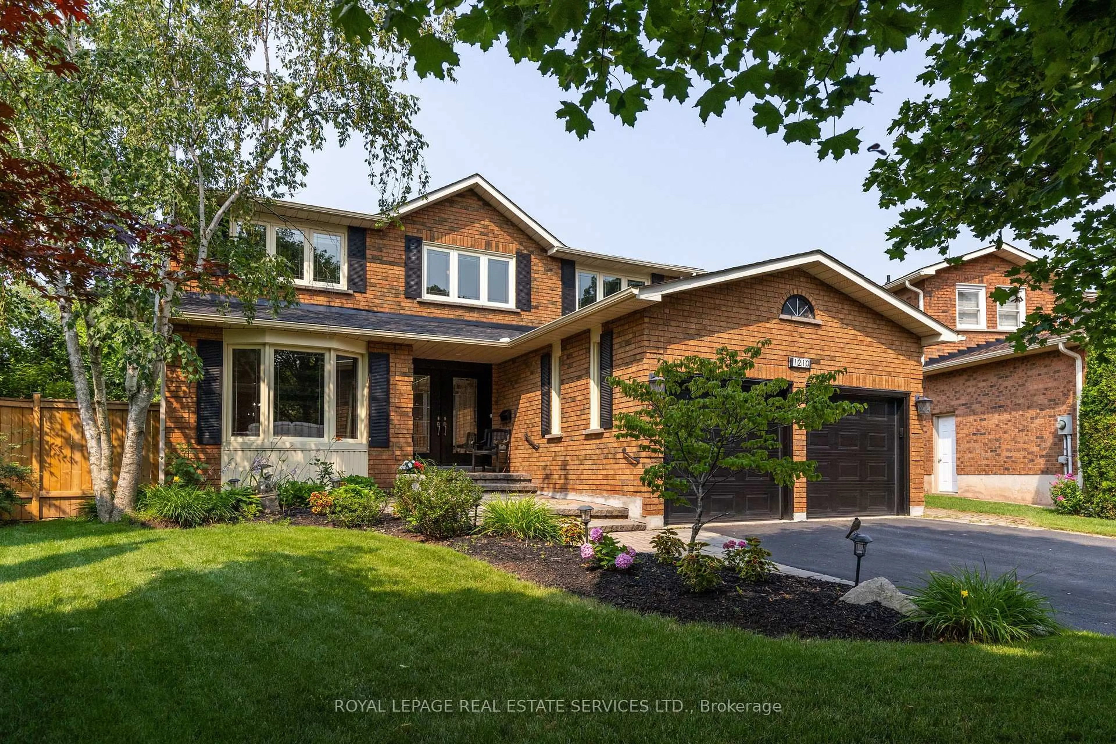 Home with brick exterior material, street for 1210 BEECHGROVE Cres, Oakville Ontario L6M 2B4